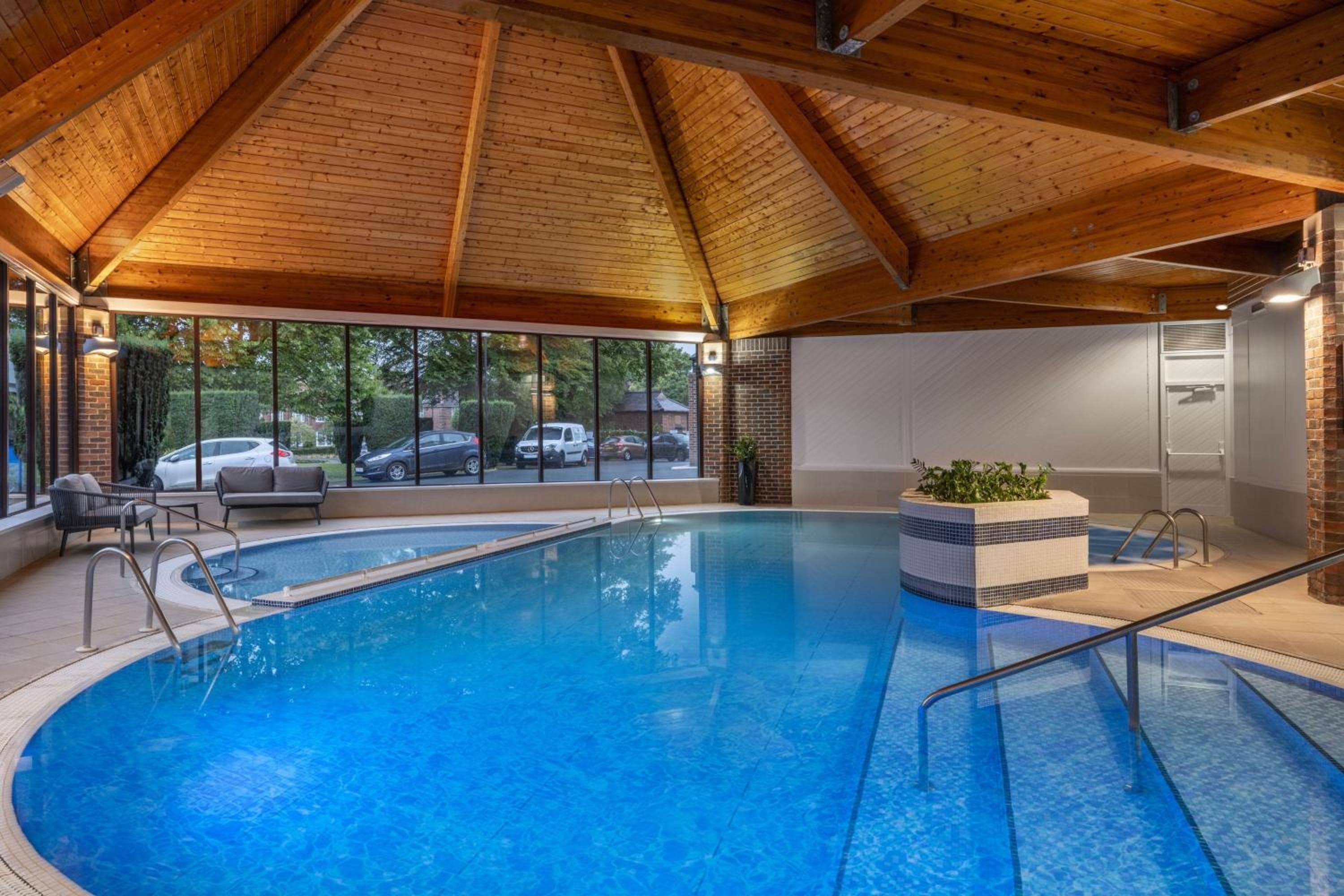 Delta Hotels by Marriott York 2