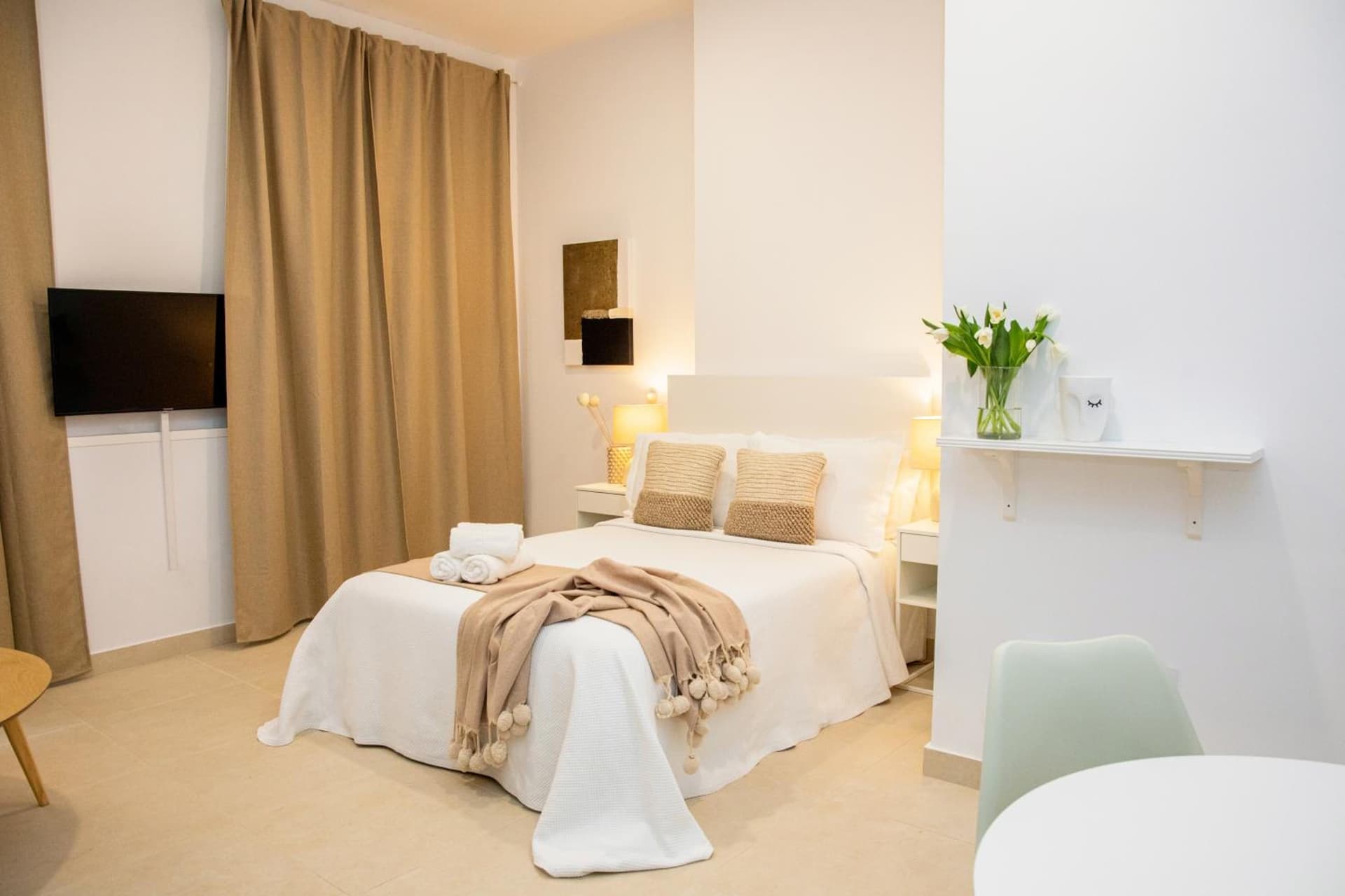 Apartamentos La Tahona Cádiz Centro