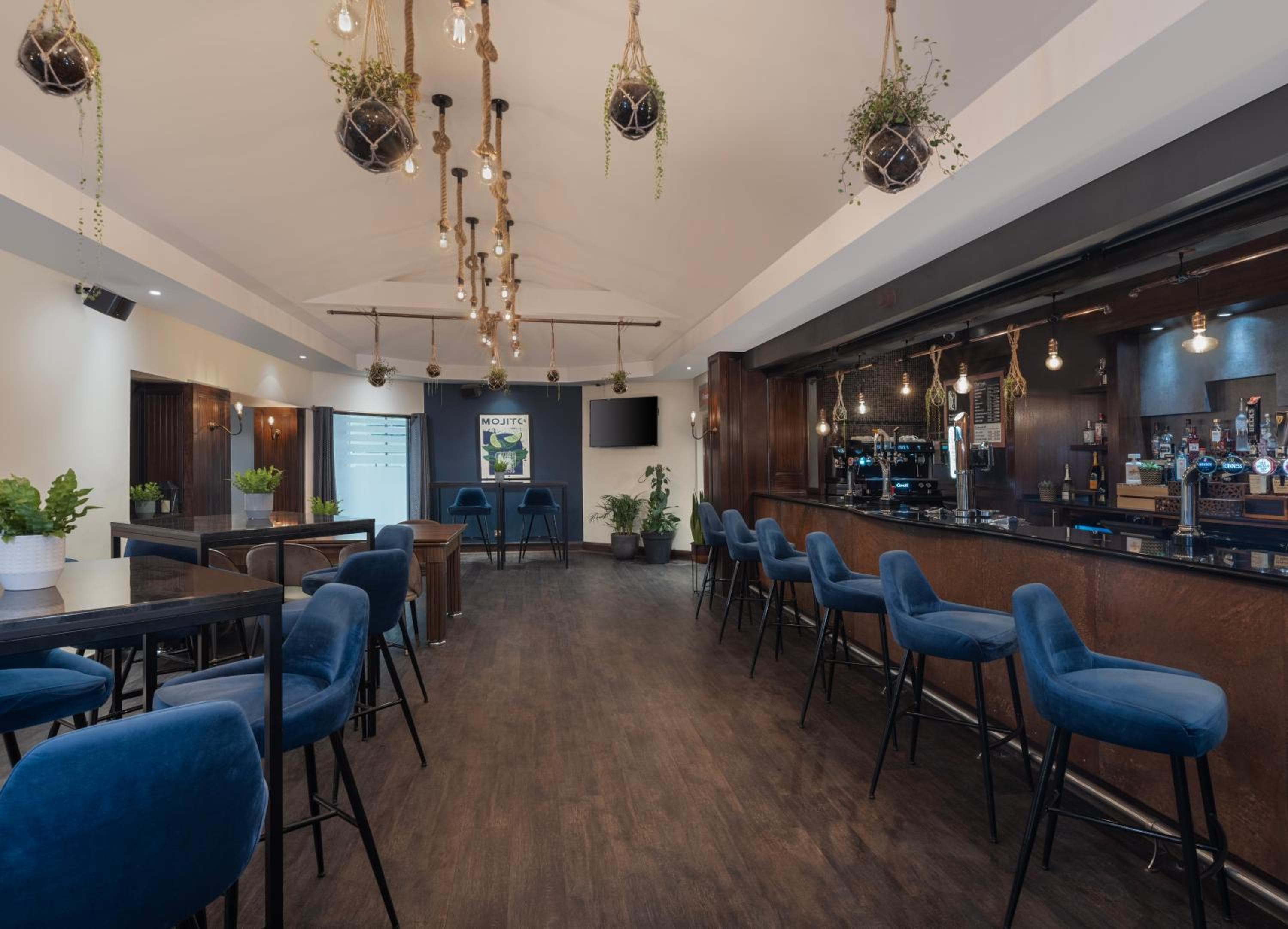 Delta Hotels by Marriott Swindon 5