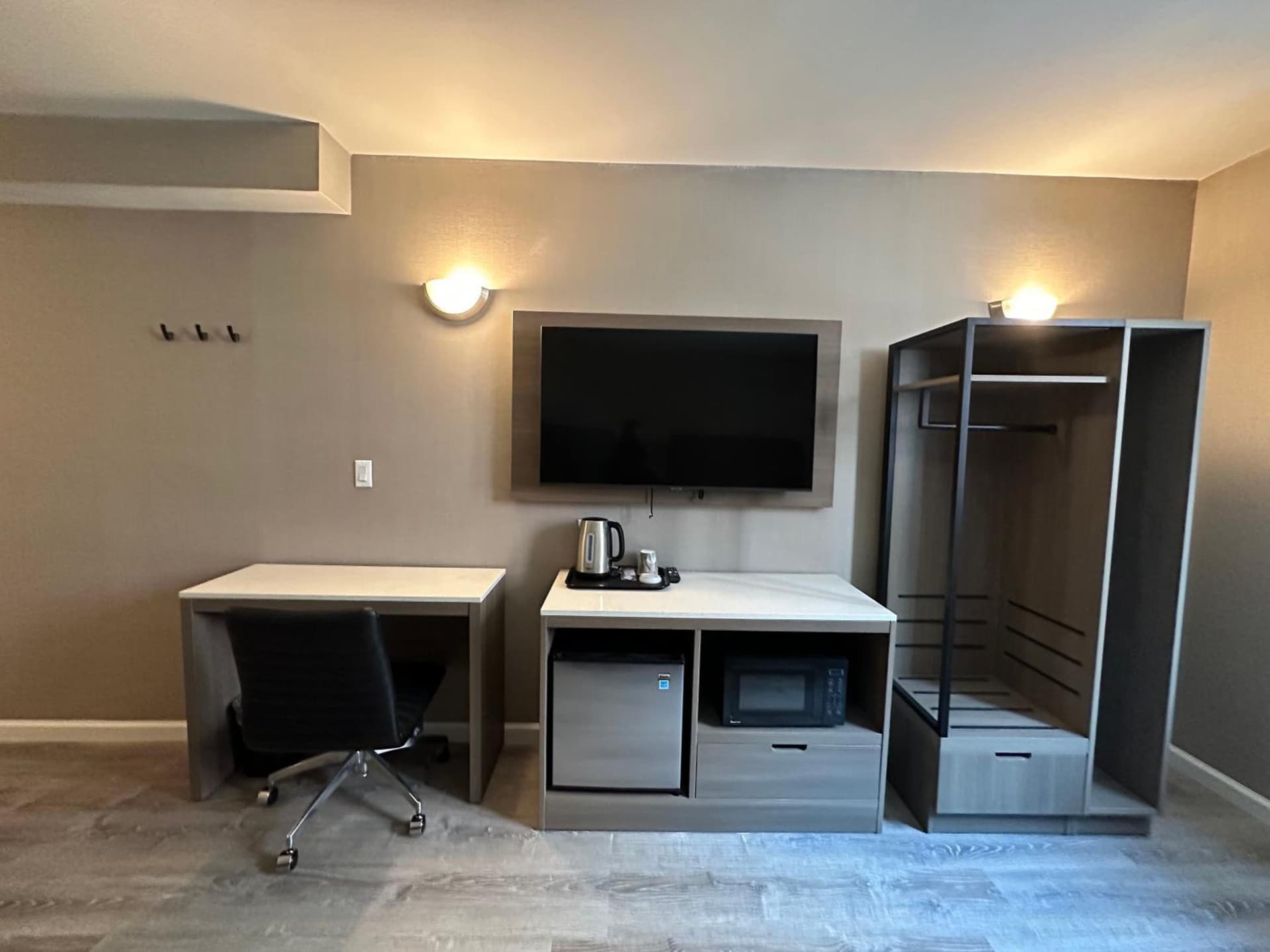 Regal Inn & Suites New York LaGuardia Hotel 5