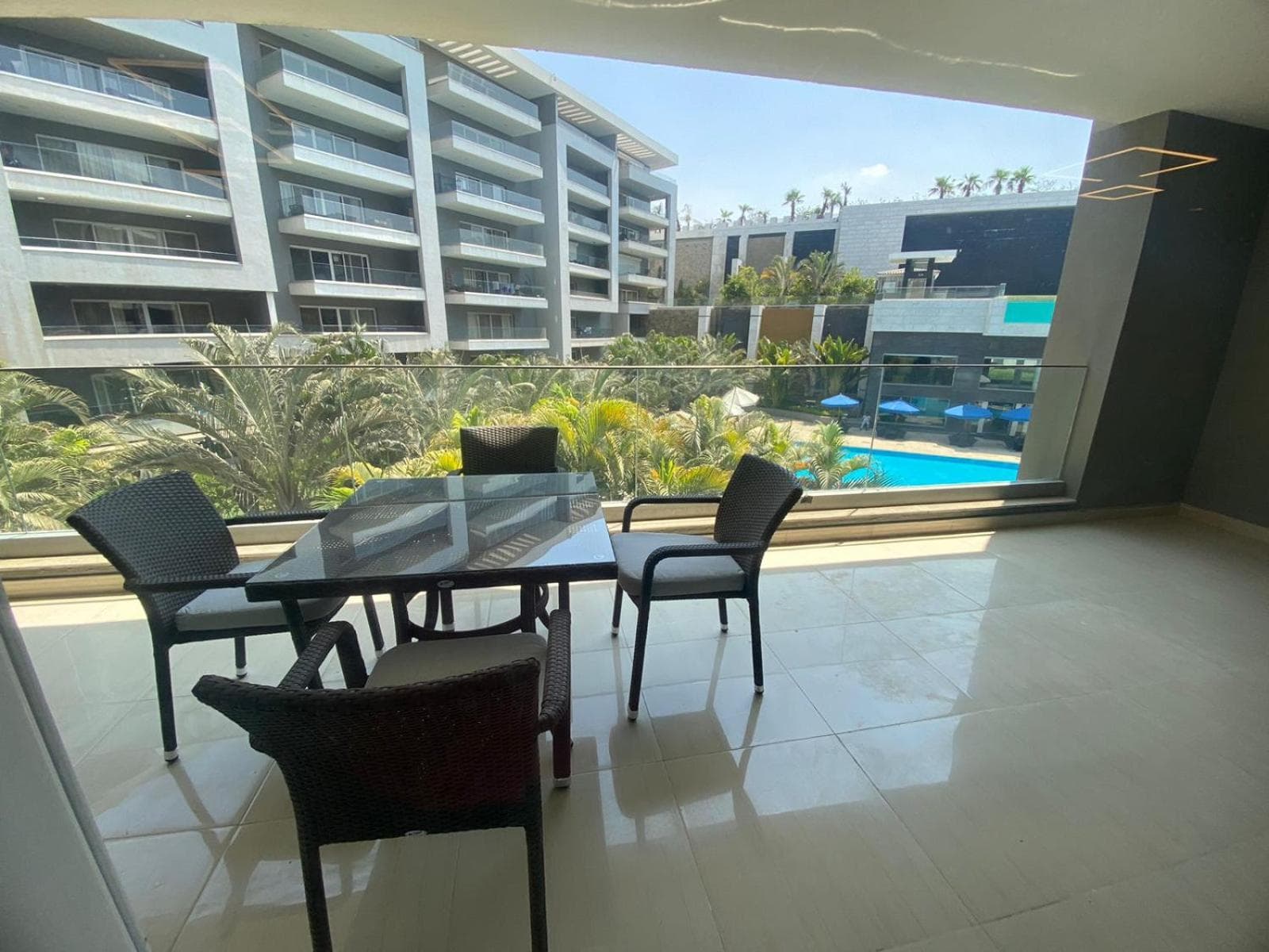 Luxury 3BR Pool View Near Airport!