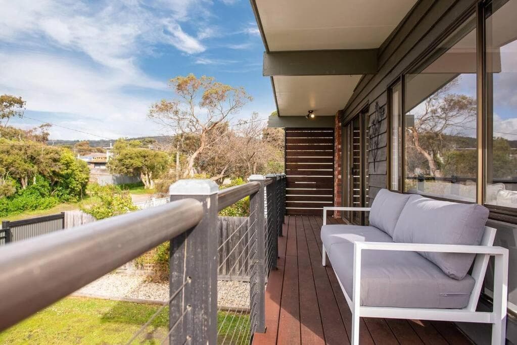 Dreamy Dromana Family Getaway - with Jacuzzi