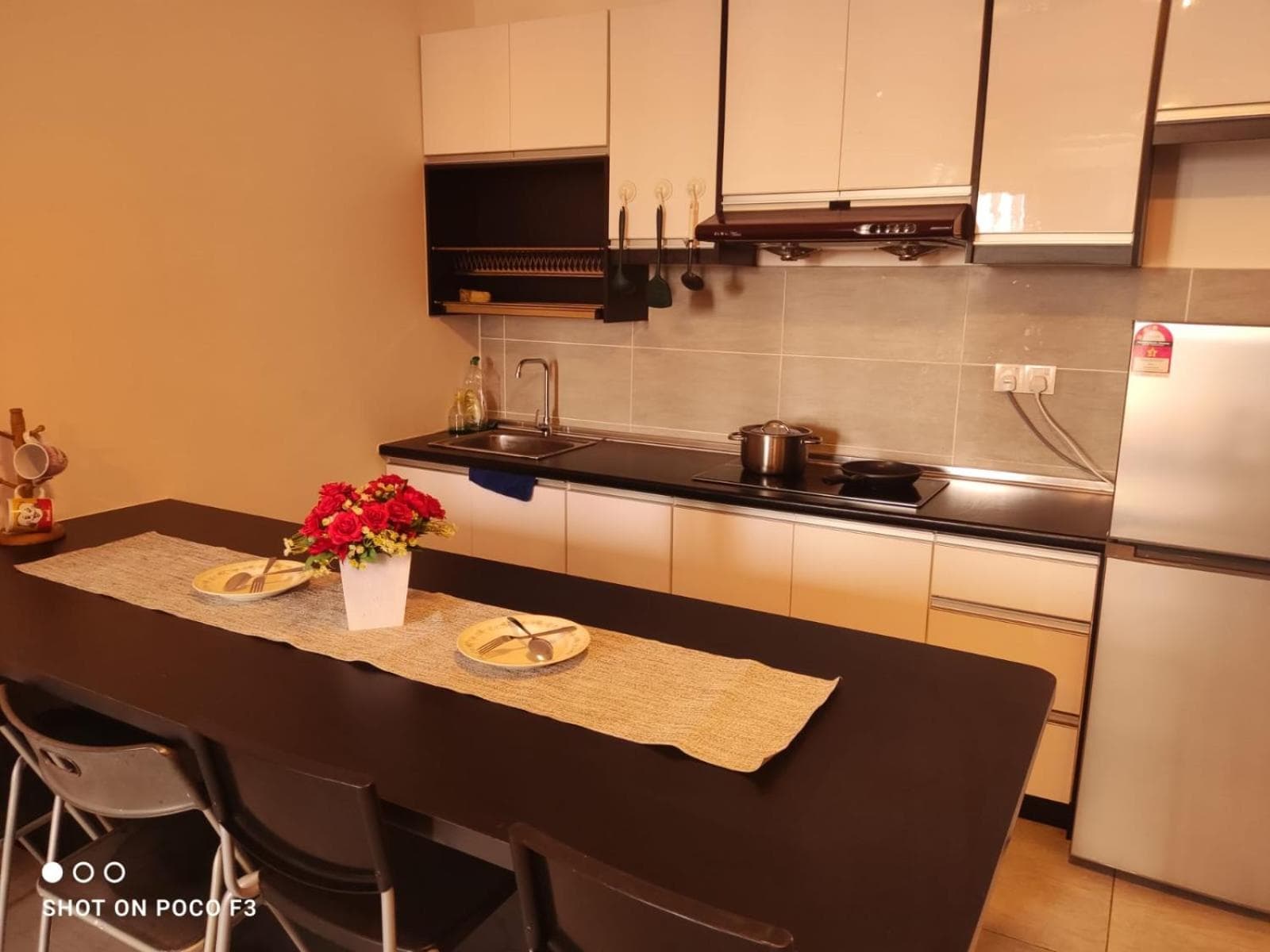 Cozy Studio unit KLIA - Bell suites - Horizon Suites- Wifi- Parking Swimming Pool
