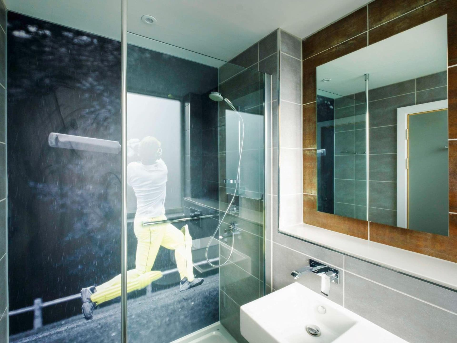 ibis Styles Leeds City Centre Arena 3