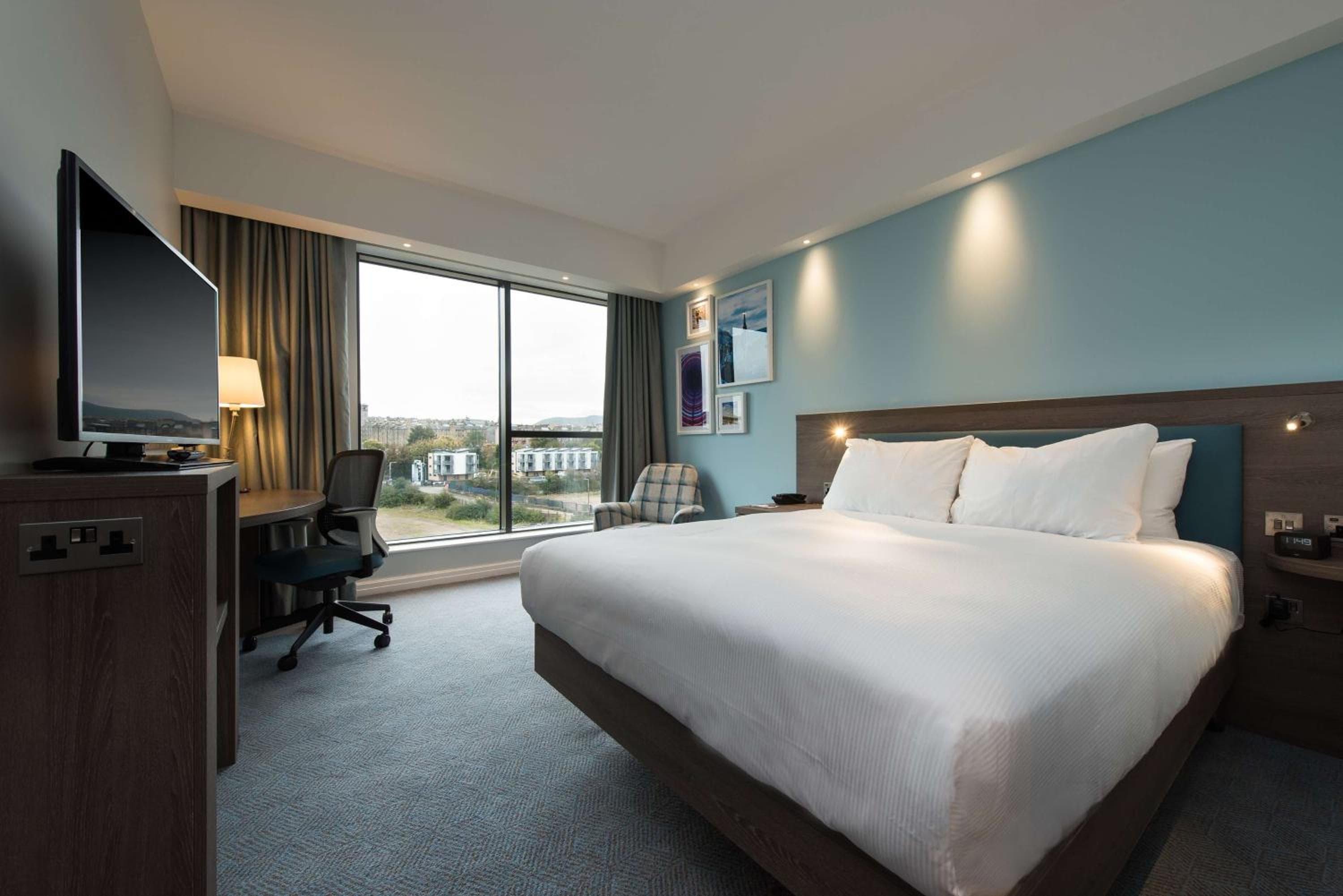 Hampton By Hilton Edinburgh West End 3