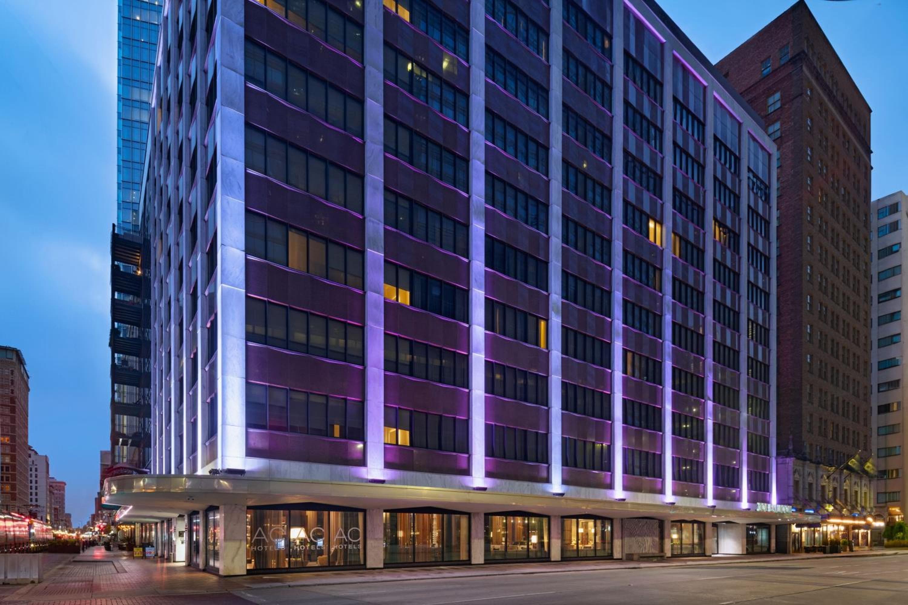 AC Hotel Houston Downtown