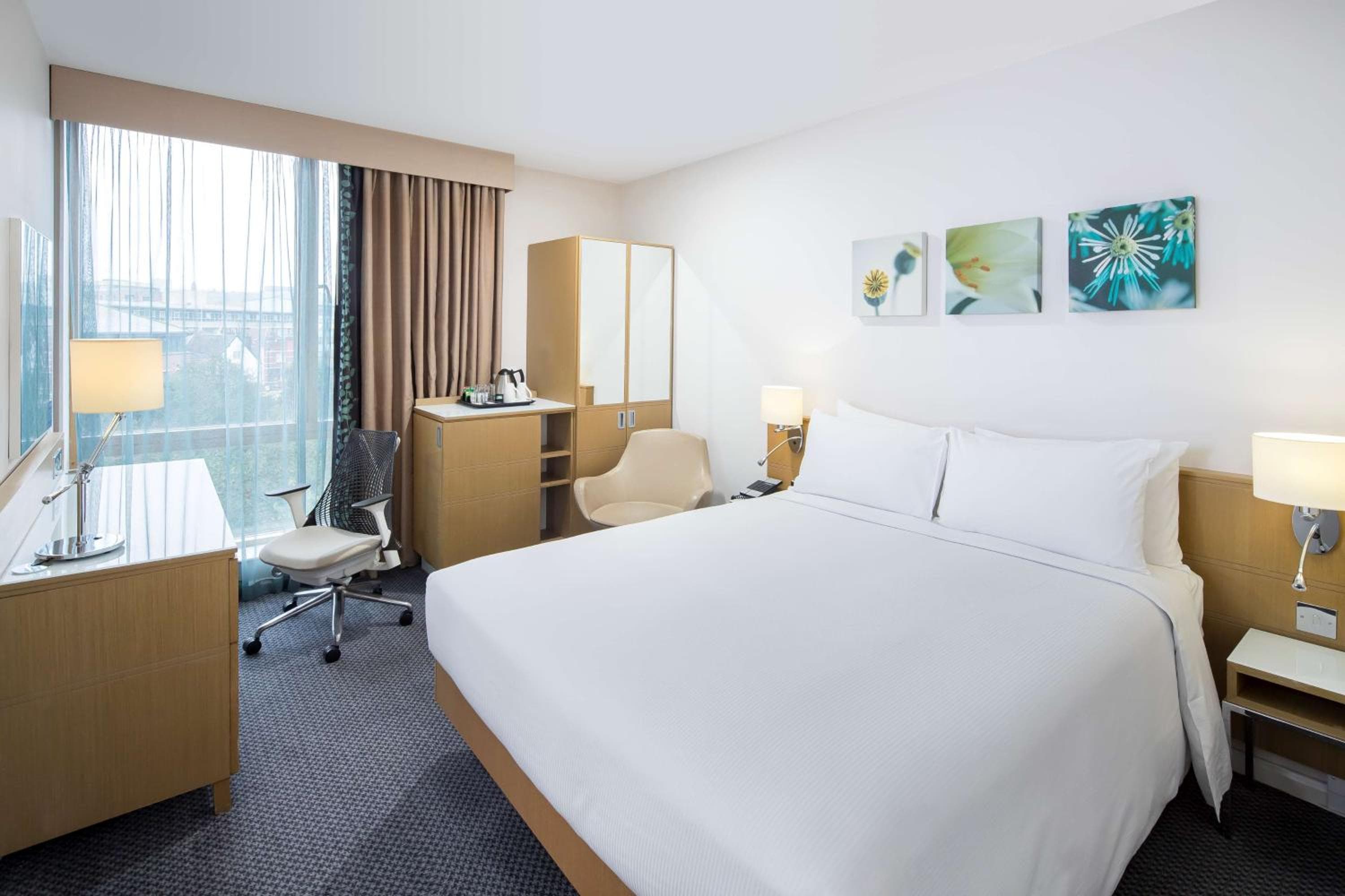Hilton Garden Inn Bristol City Centre 5