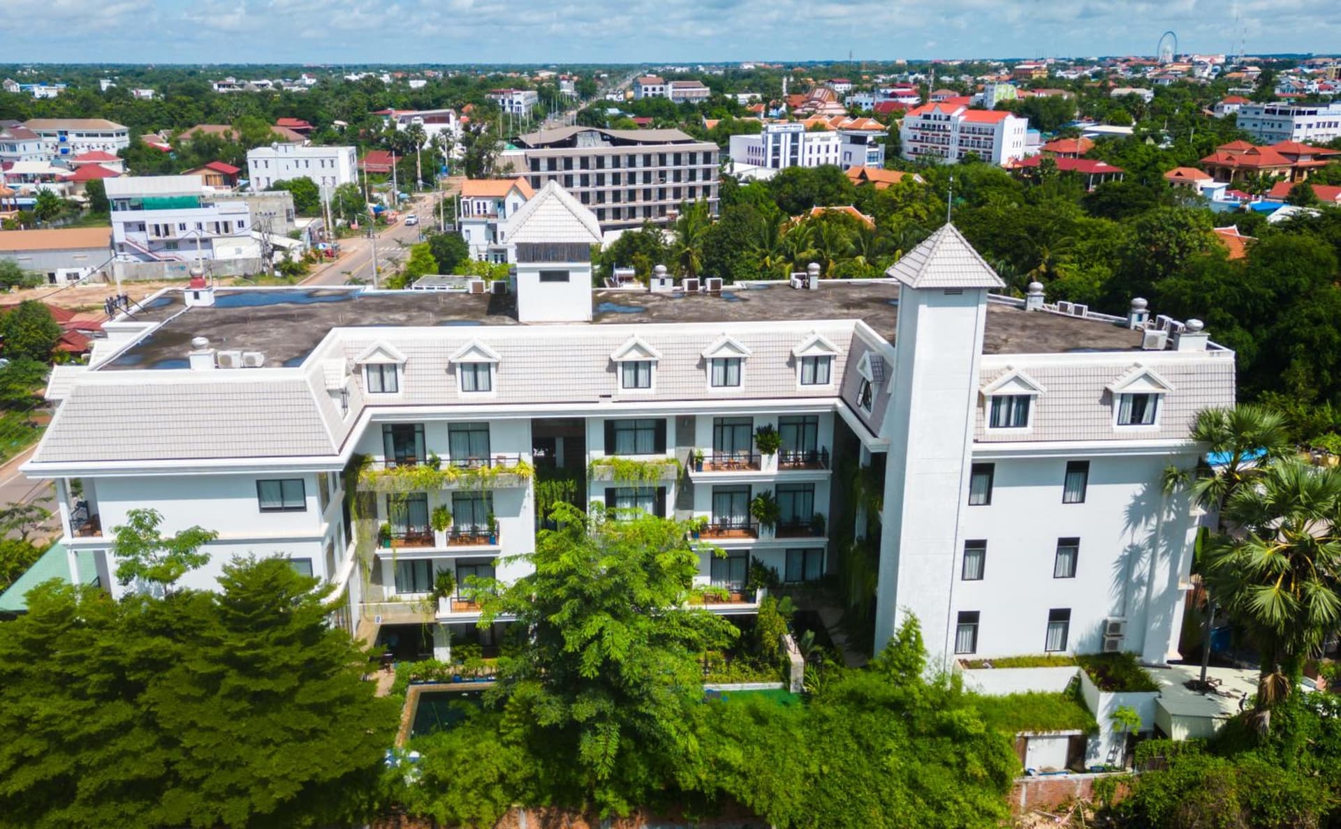 Bayon Modern Residence