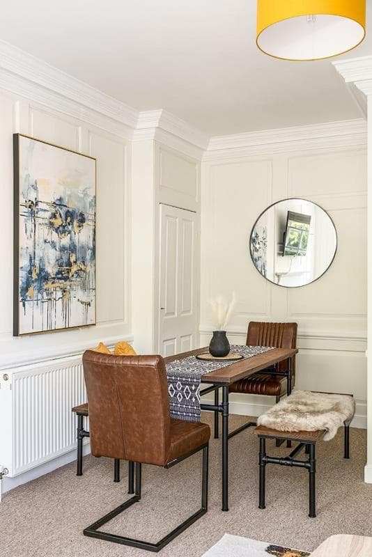 Stunning 3 Bedroom Period City Centre Apartment