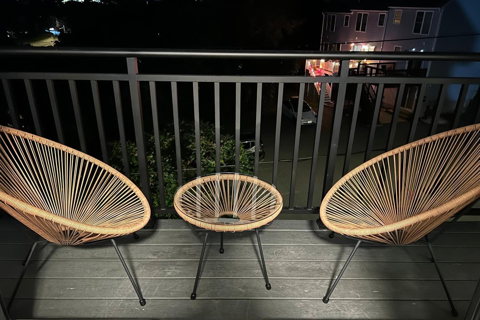 Modern 2 Bed Furnished Apartment in Quincy