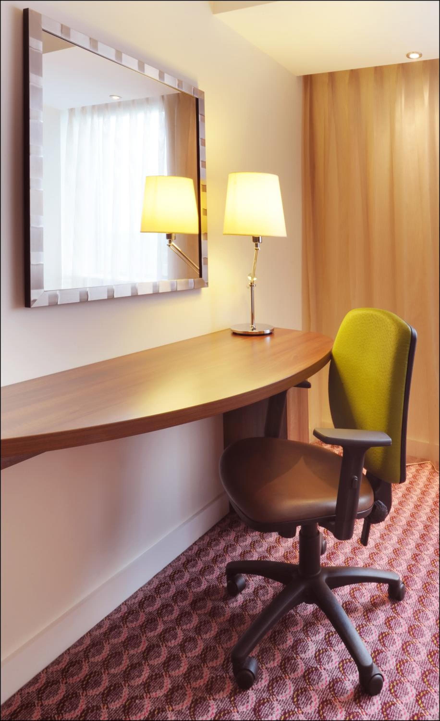 Hampton by Hilton Birmingham Broad Street 3