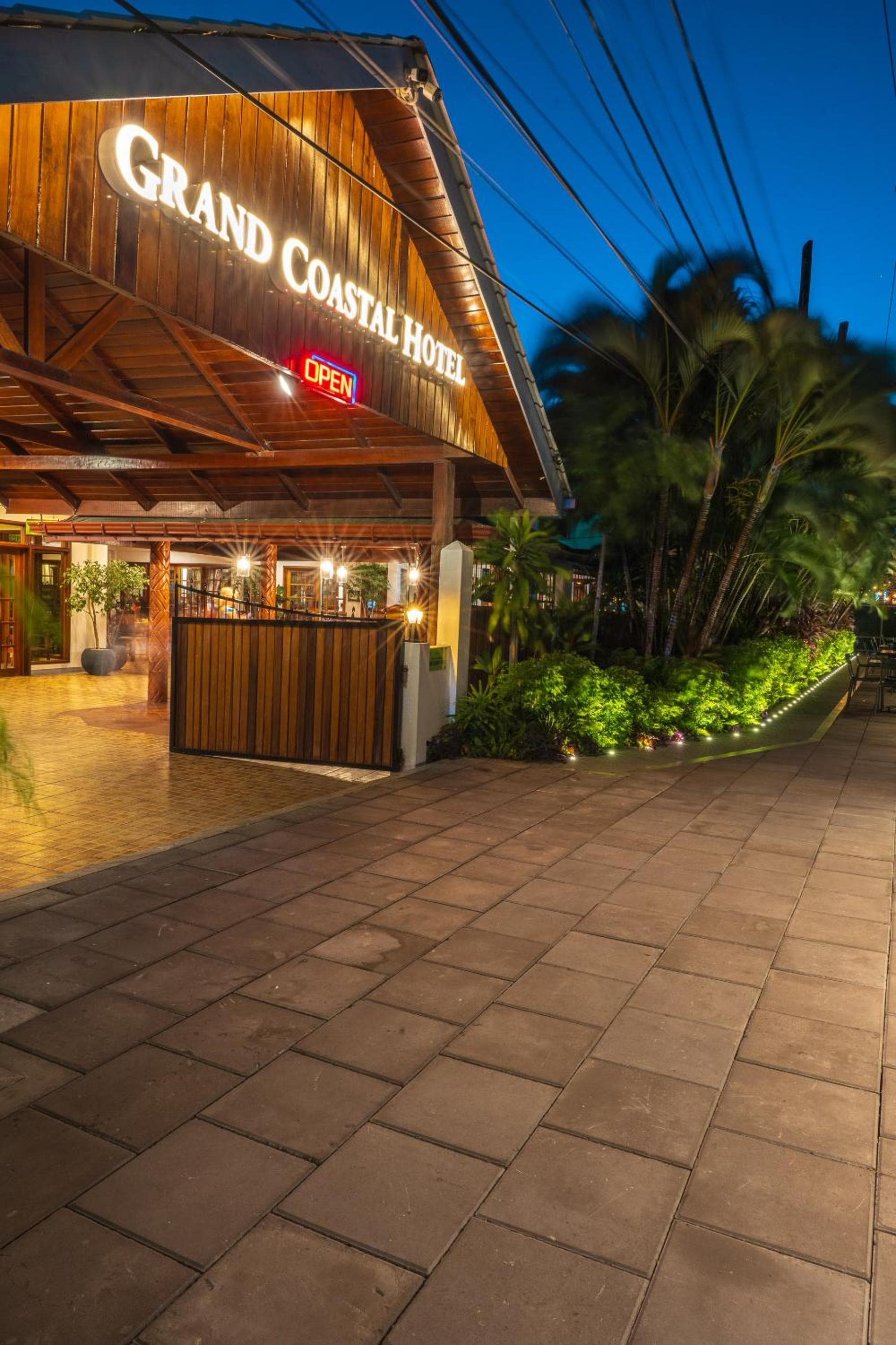 Grand Coastal Hotel
