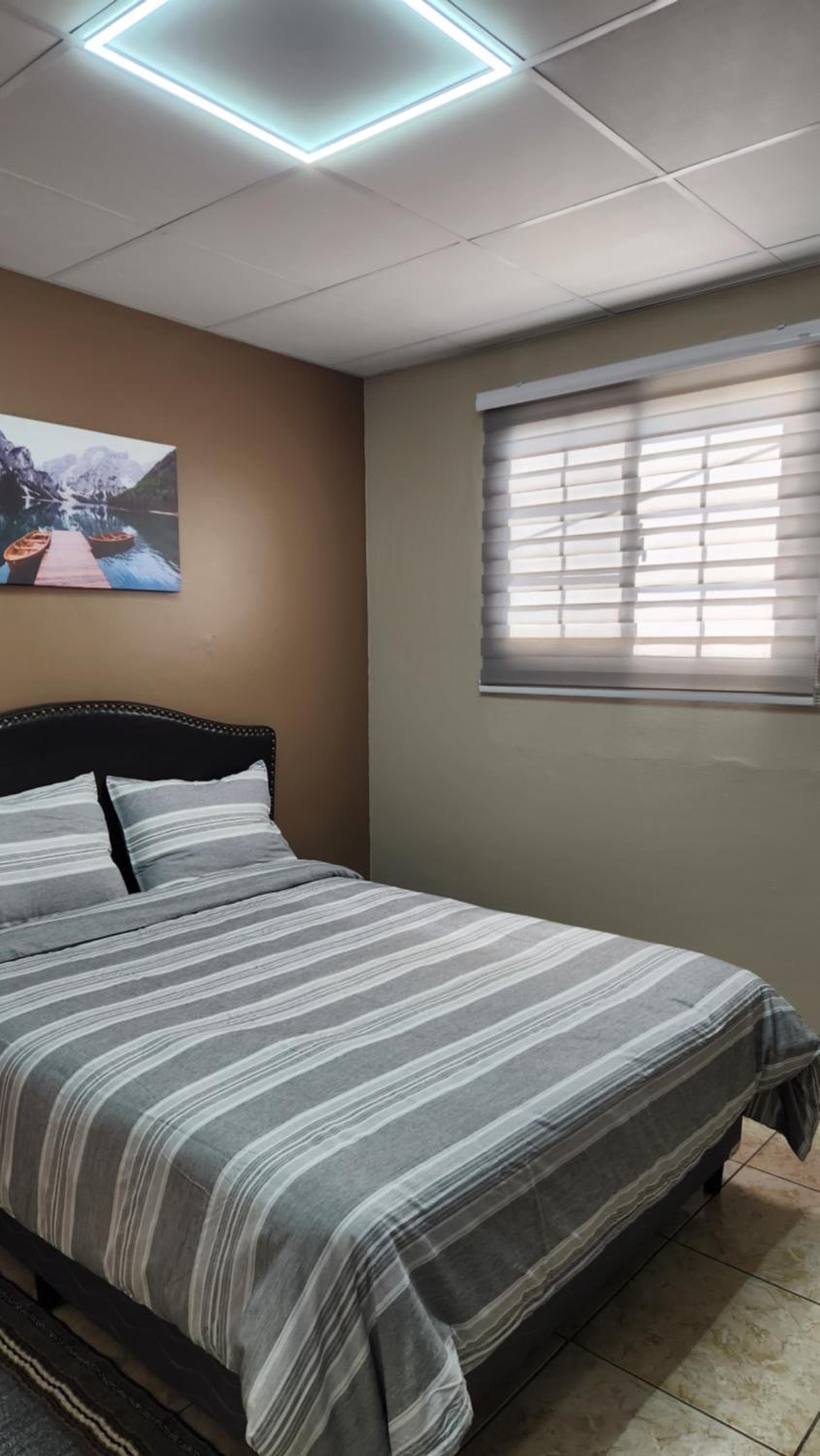 The Layover - Modern 2BR 6 mins from the Airport Ideal for Short and Extended Stays
