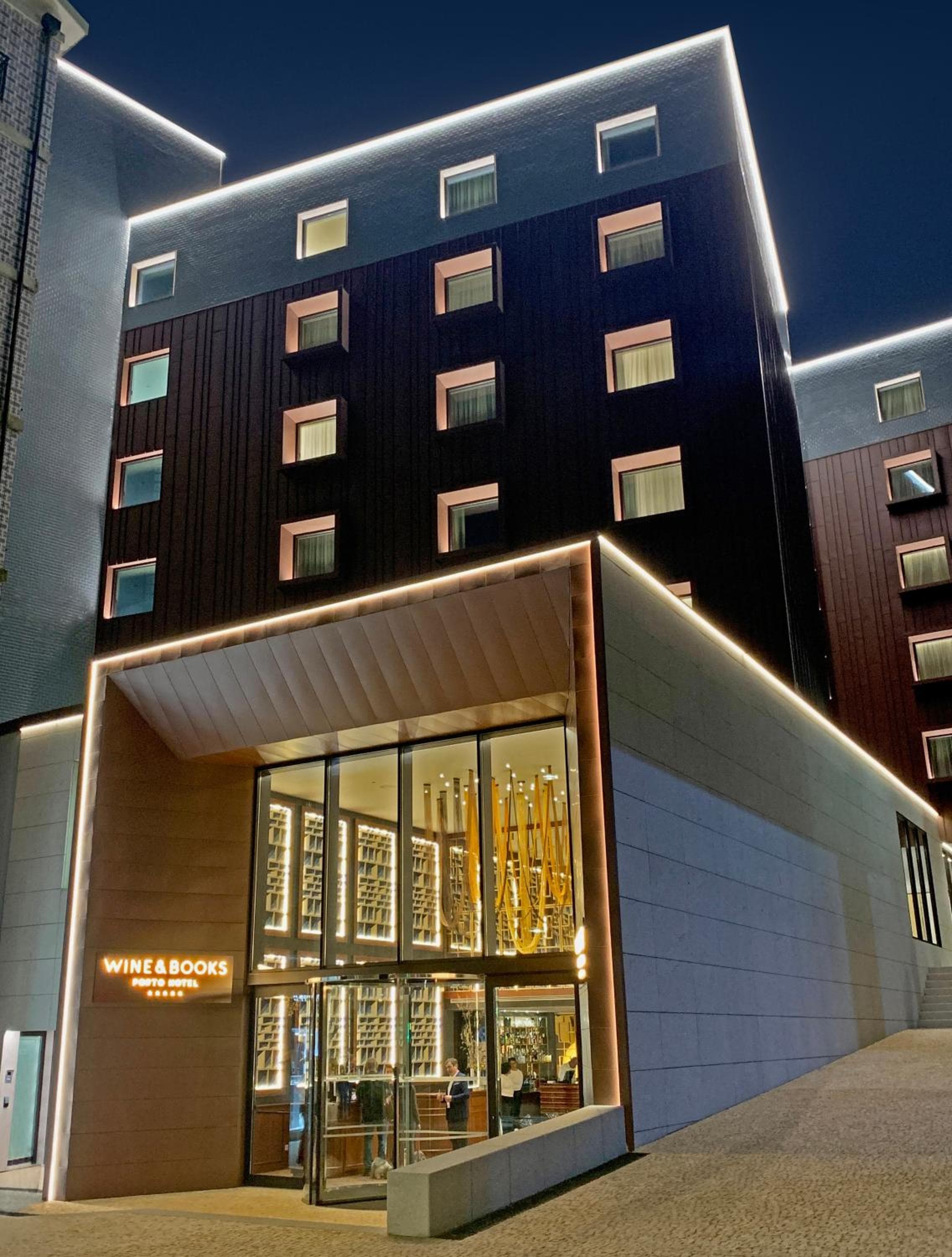 Wine & Books Porto Hotel - Small Luxury Hotels Of The World