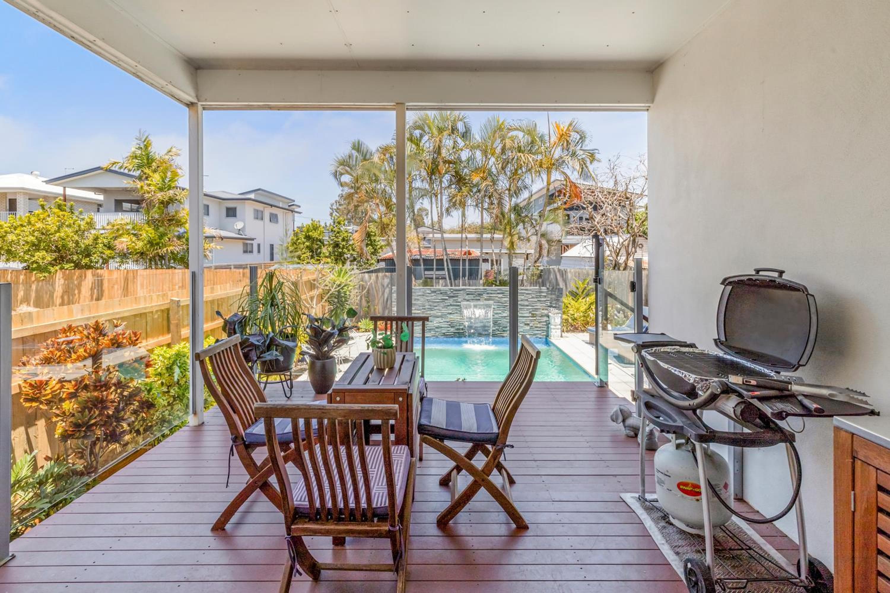 On Esplanade own flat & Pool, Manly cafe precinct