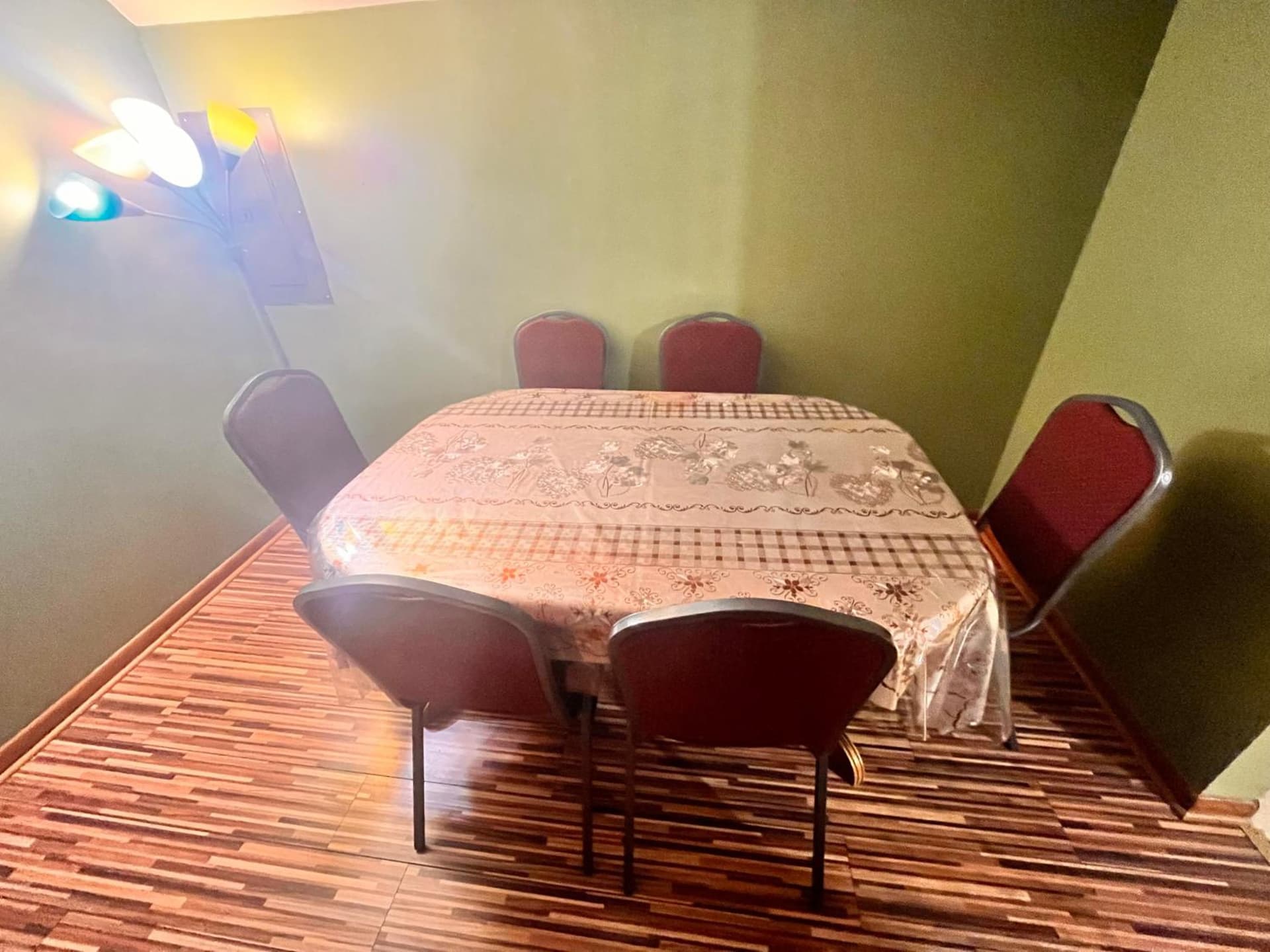 Two Bedroom Apartment In Cheektowaga