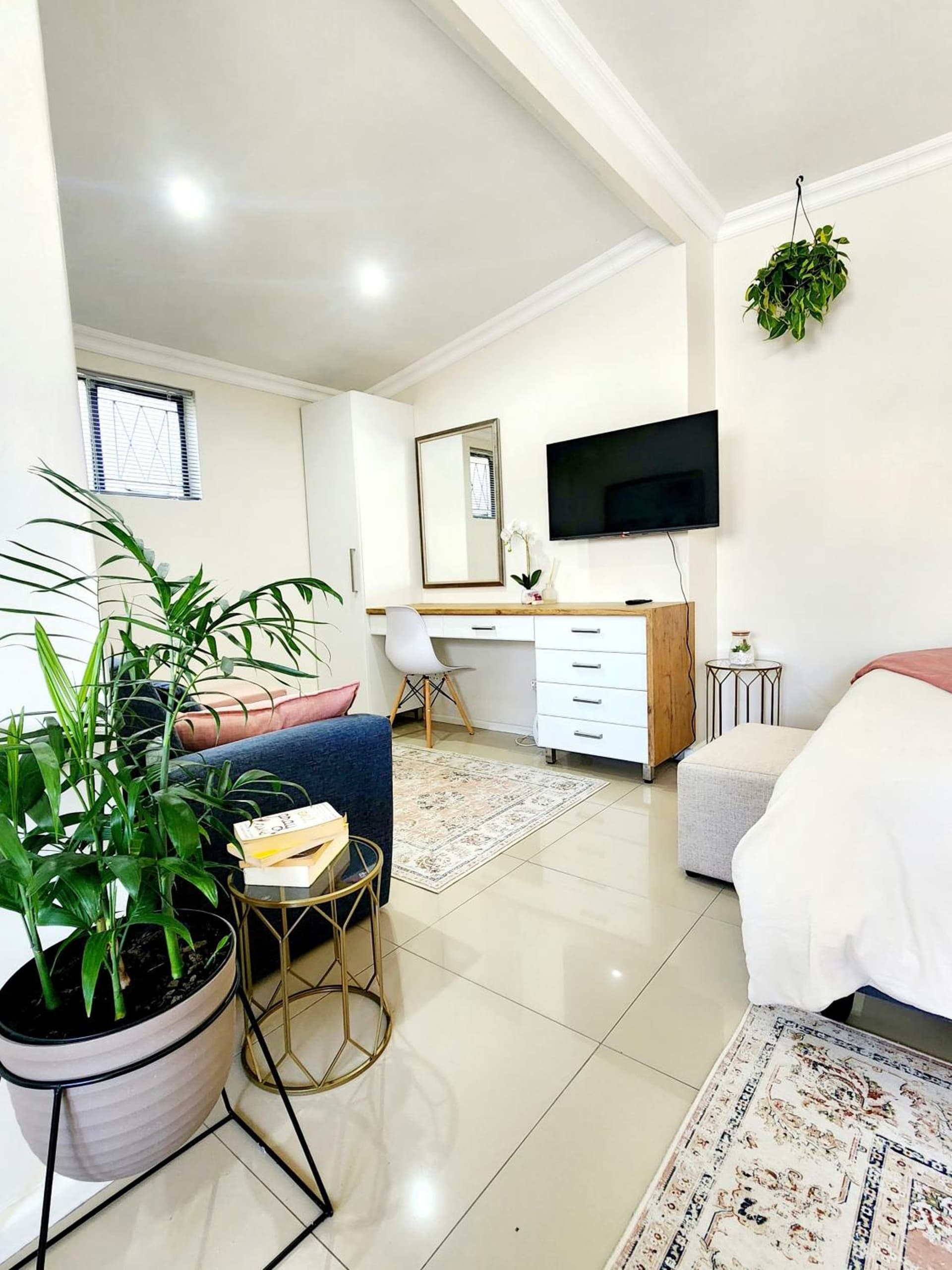 Bayside Bliss Studio Apartment