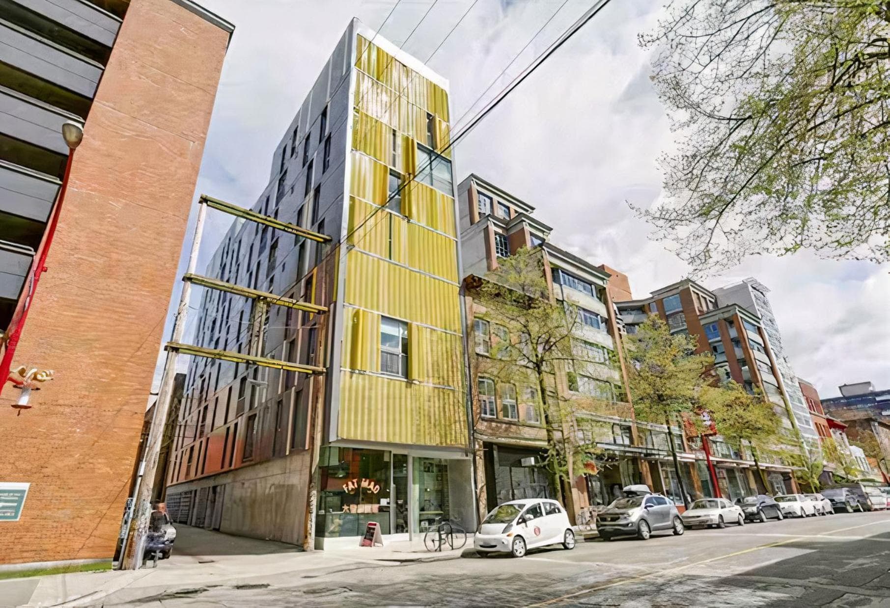 Modern, Bright & Central 1-Bed Downtown Apt close to Rogers Arena