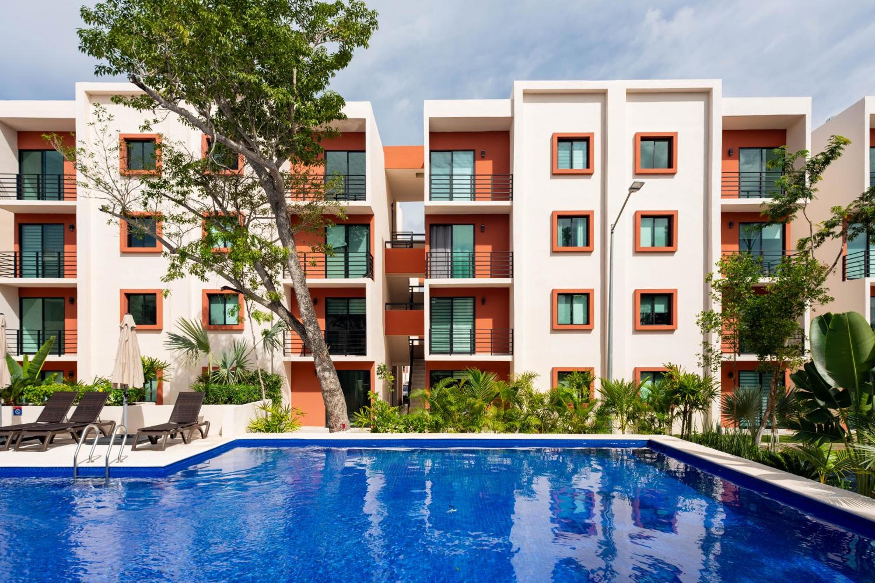 2BR Moderno en residencial Ombu