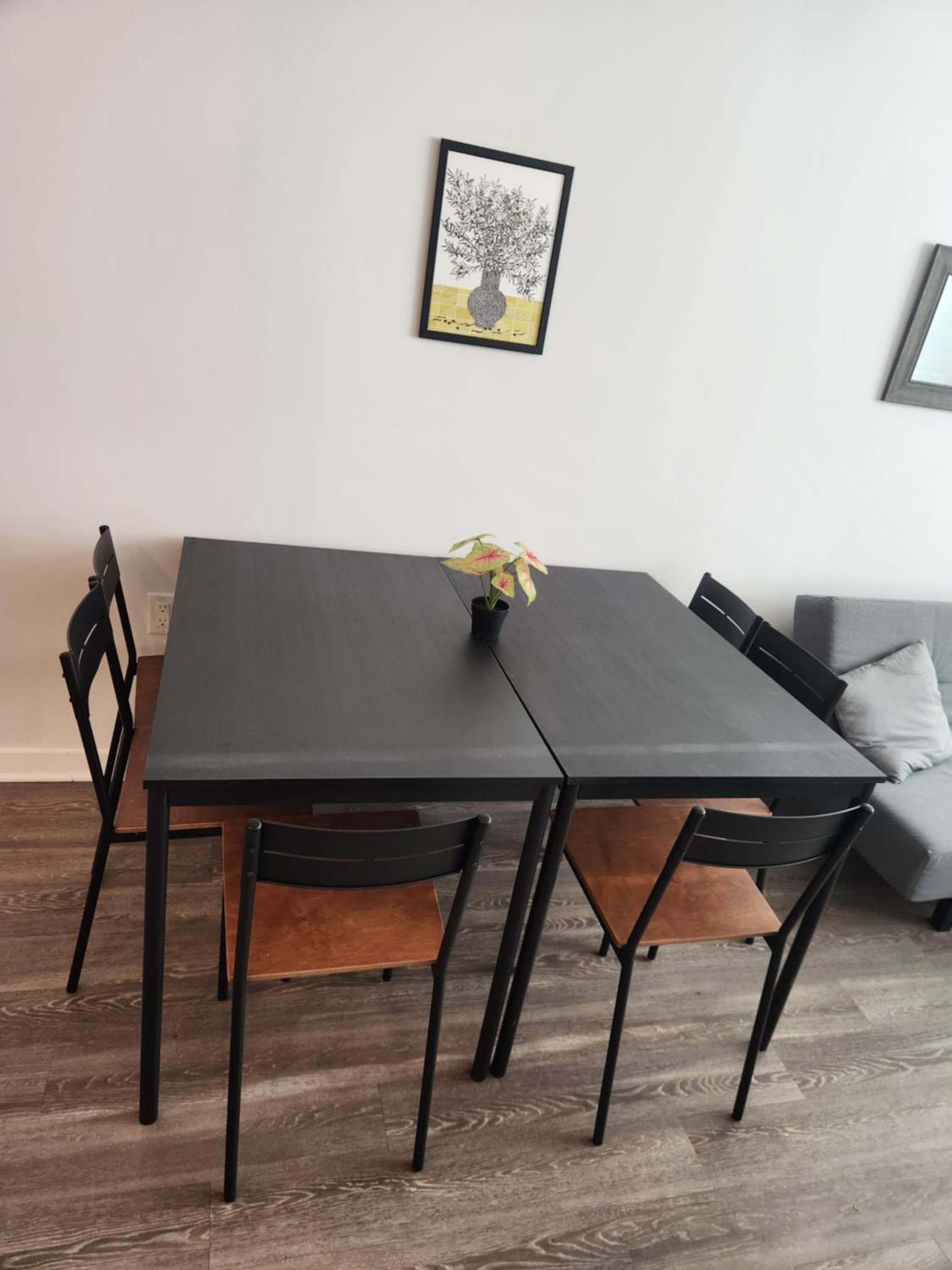 Mins to NYC, Exceptional Modern 2Bedroom Apt
