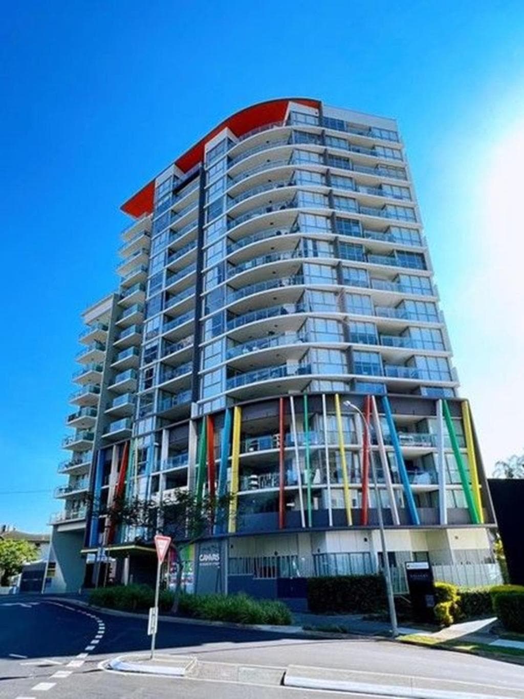 Light apartment in amazing central location
