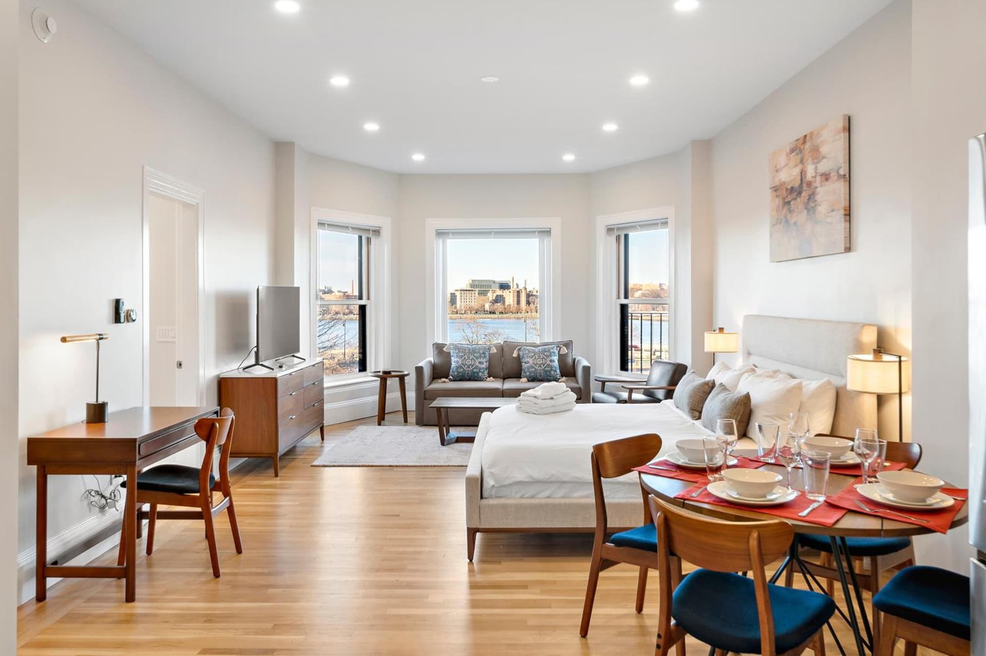 Charlesgate Suites 3