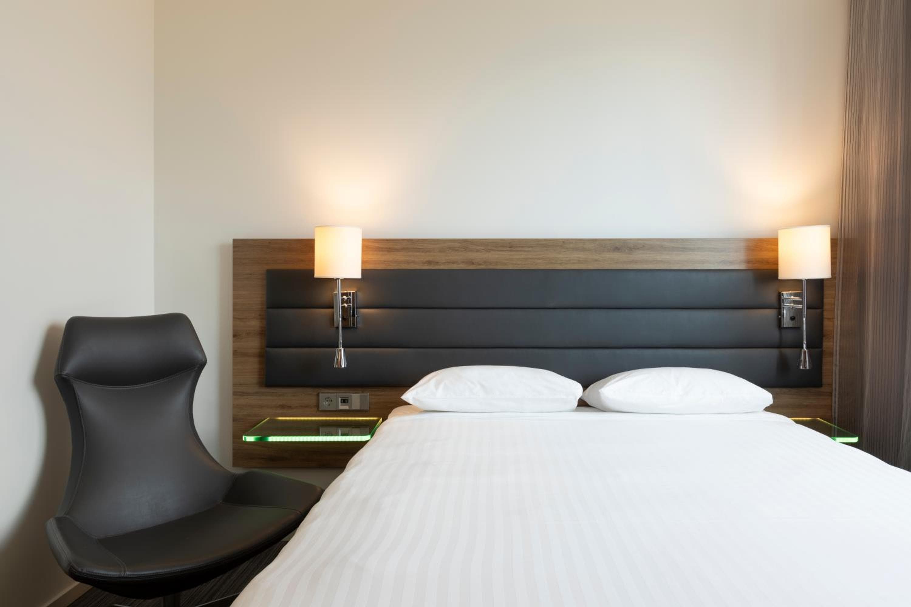 Moxy Glasgow Merchant City 4