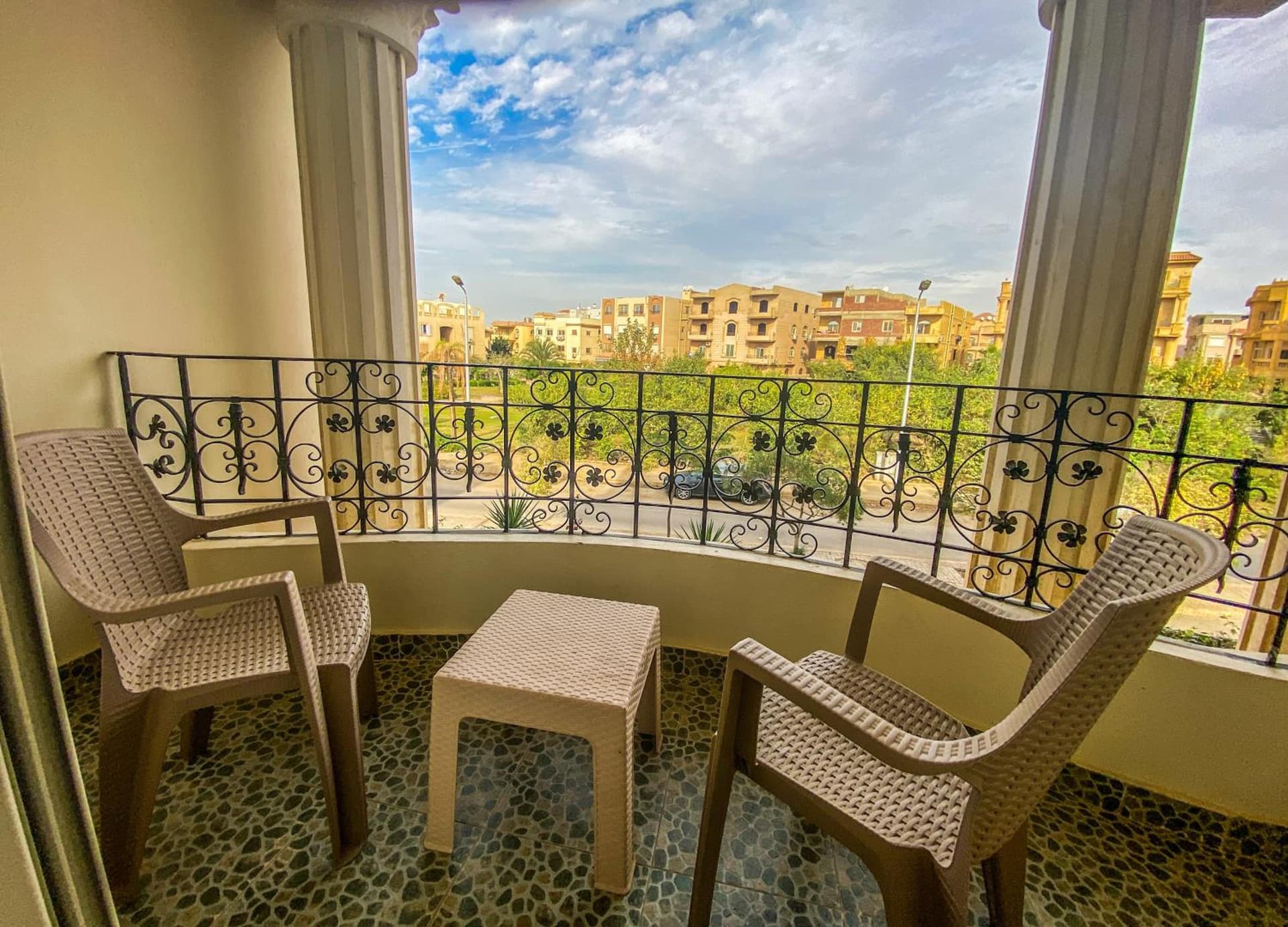 Comfortable 3BR Apartment in New Cairo Prime Spot