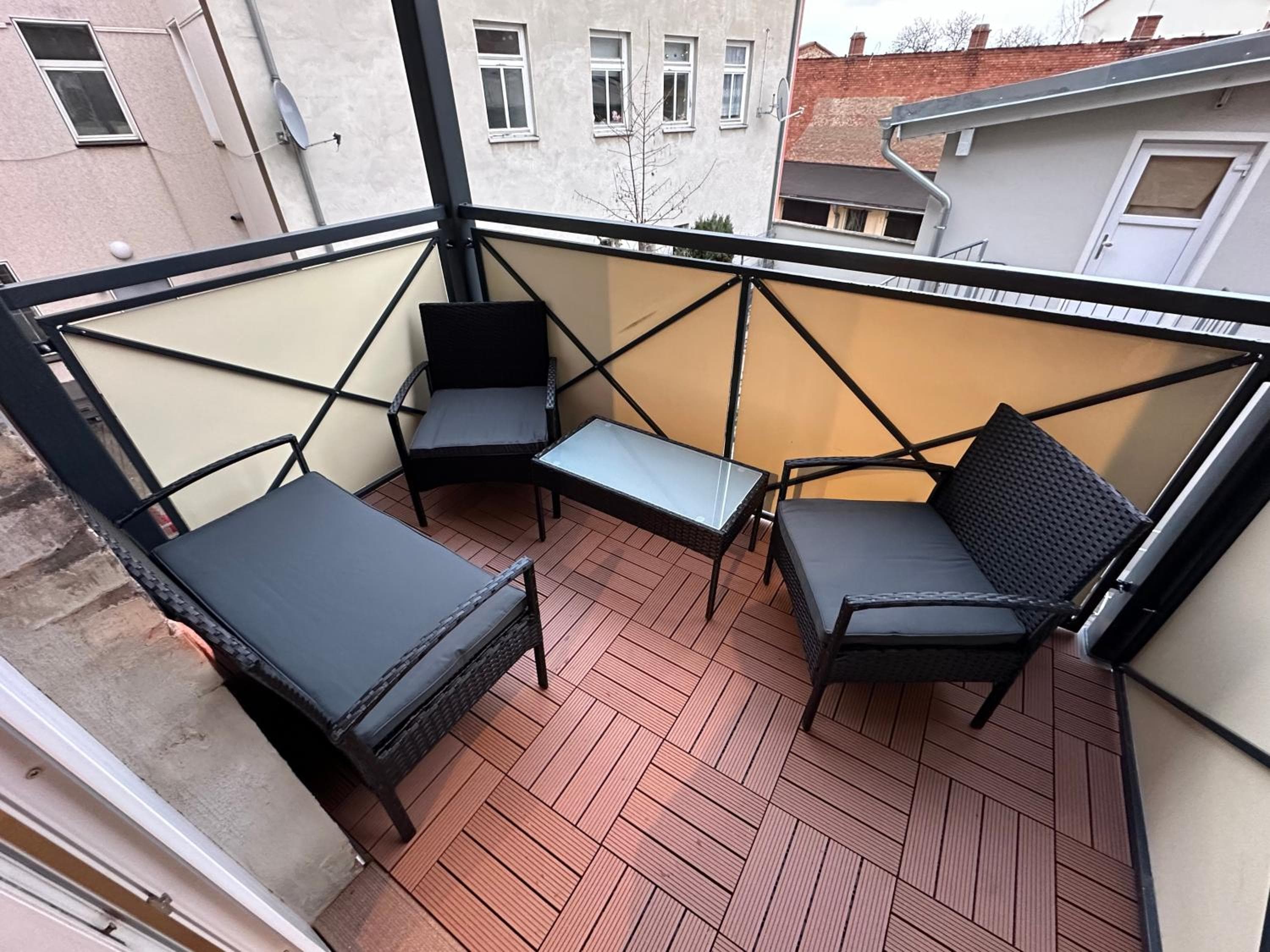 Ferienwohnung für 8 mit Balkon