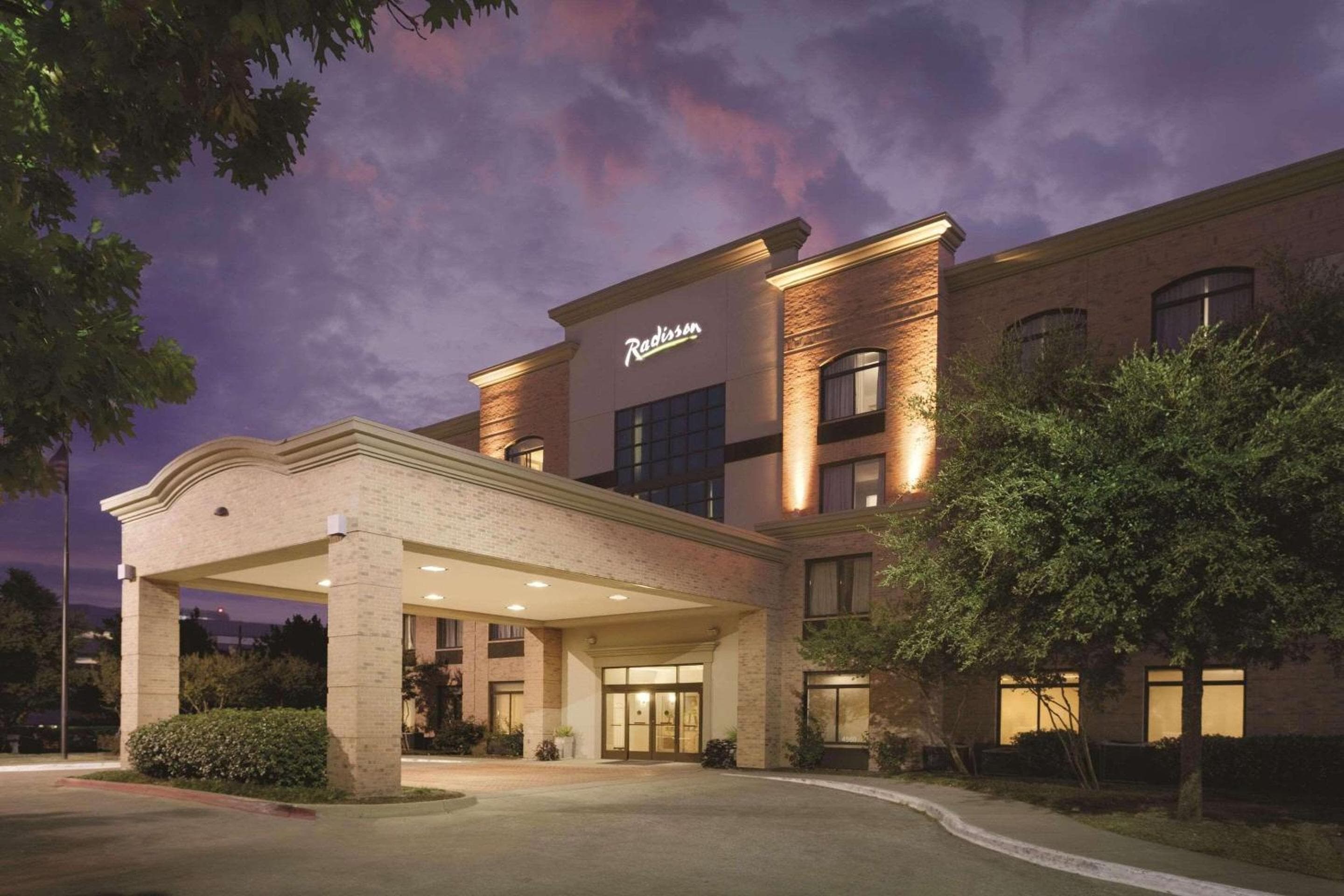 Hampton Inn By Hilton Addison Dallas