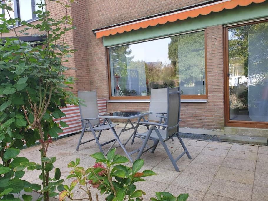Oase der Ruhe: Haus mit Garten