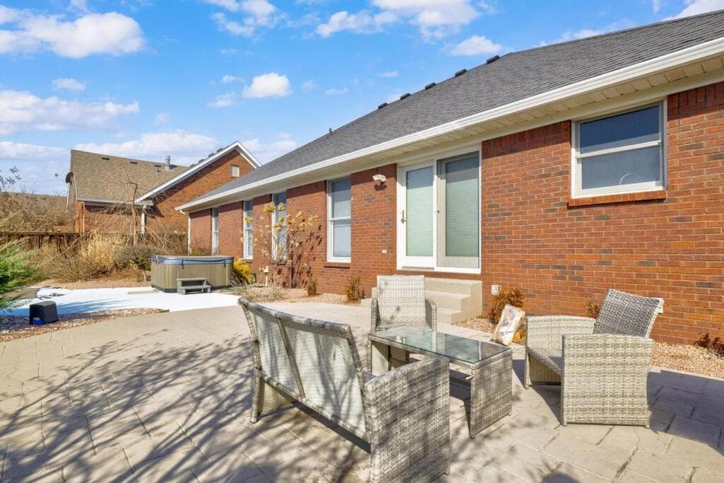 Spacious Derby Home with Hot Tub