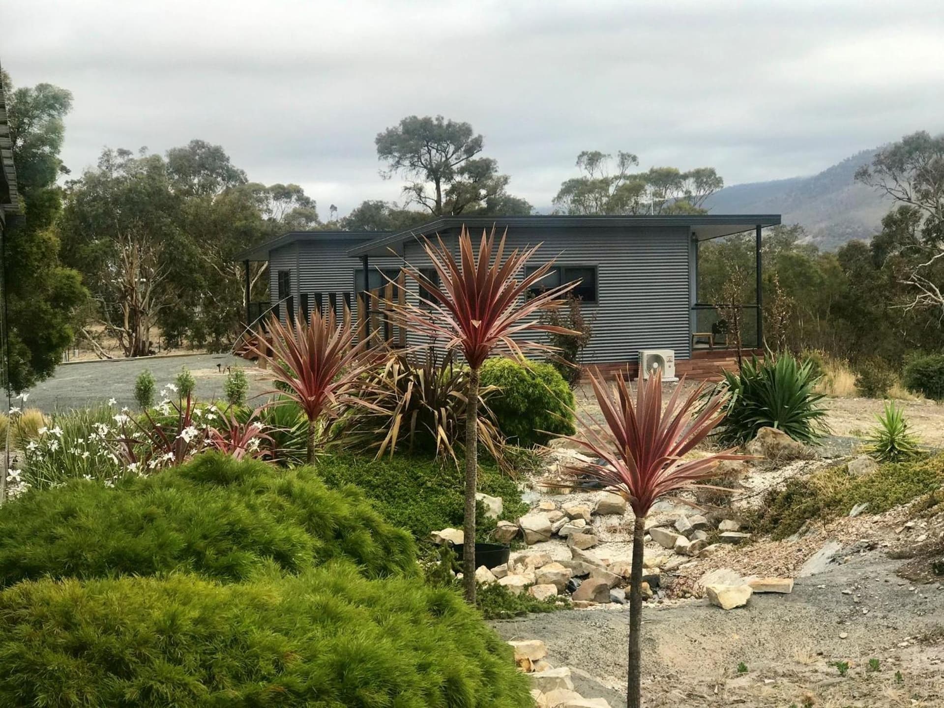 Derwent Mist Villas (Acacia Villa)