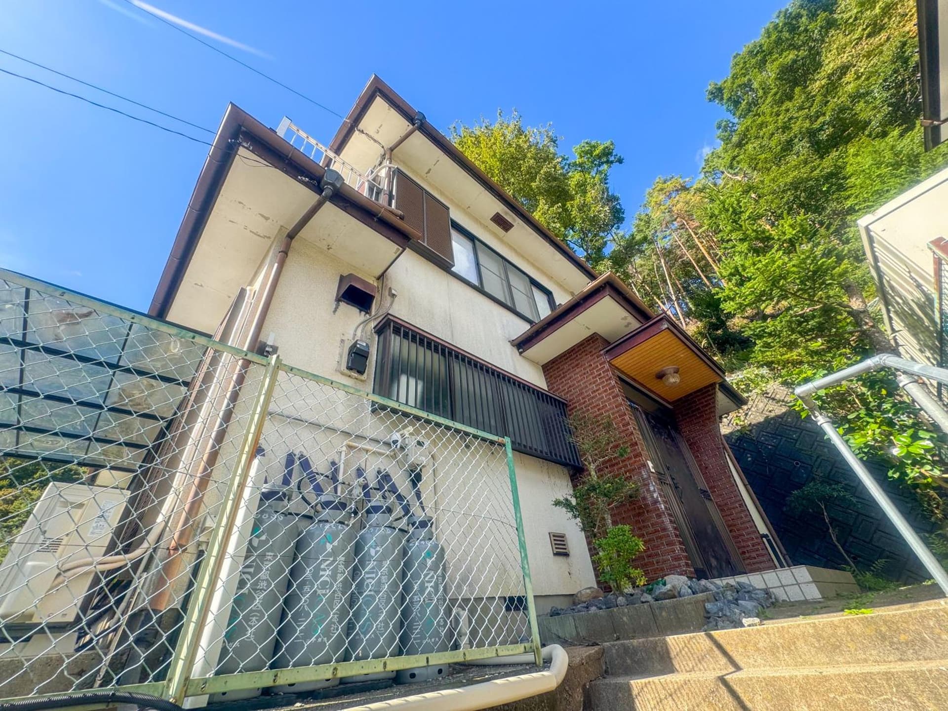 FUJI NINJA HOUSE