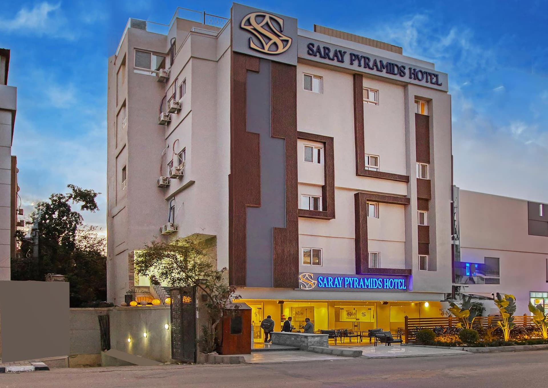 Saray Pyramids & Museum View Hotel