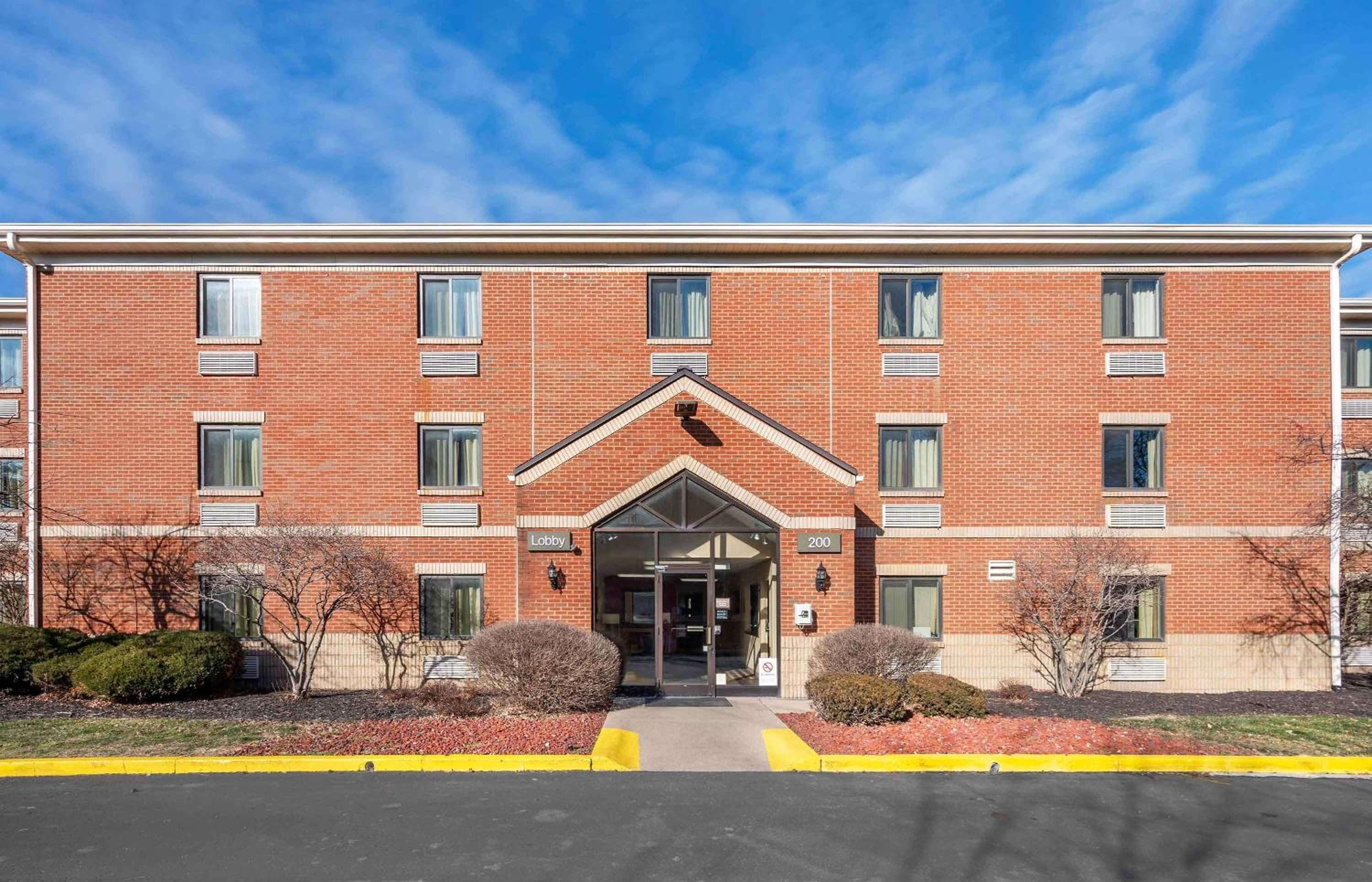 Studio 6 Extended Stay Florence KY - Meijer Dr Cincinnati