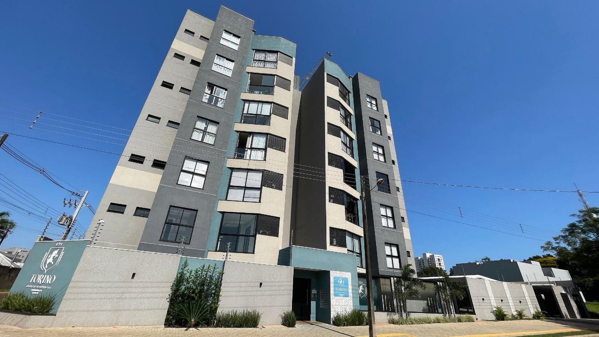 Novo e amplo apartamento a poucos passos do Shopping JL