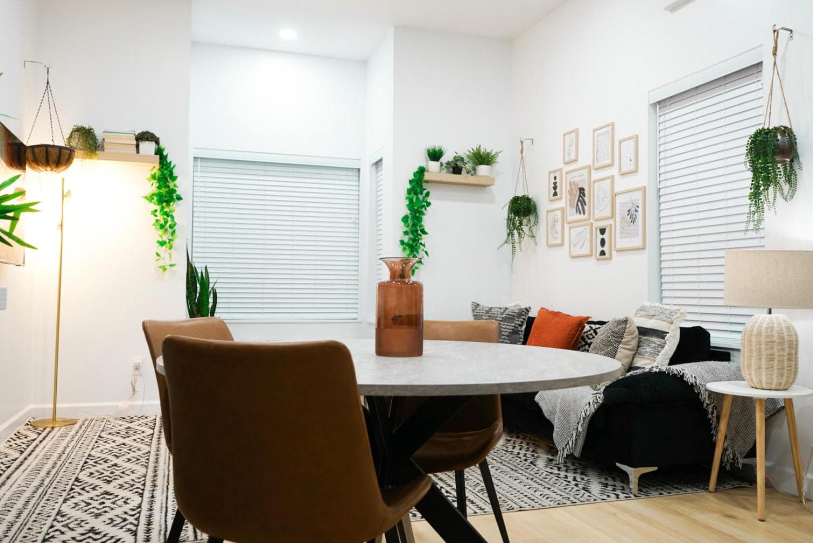 Modern 3BR Oasis Free Parking