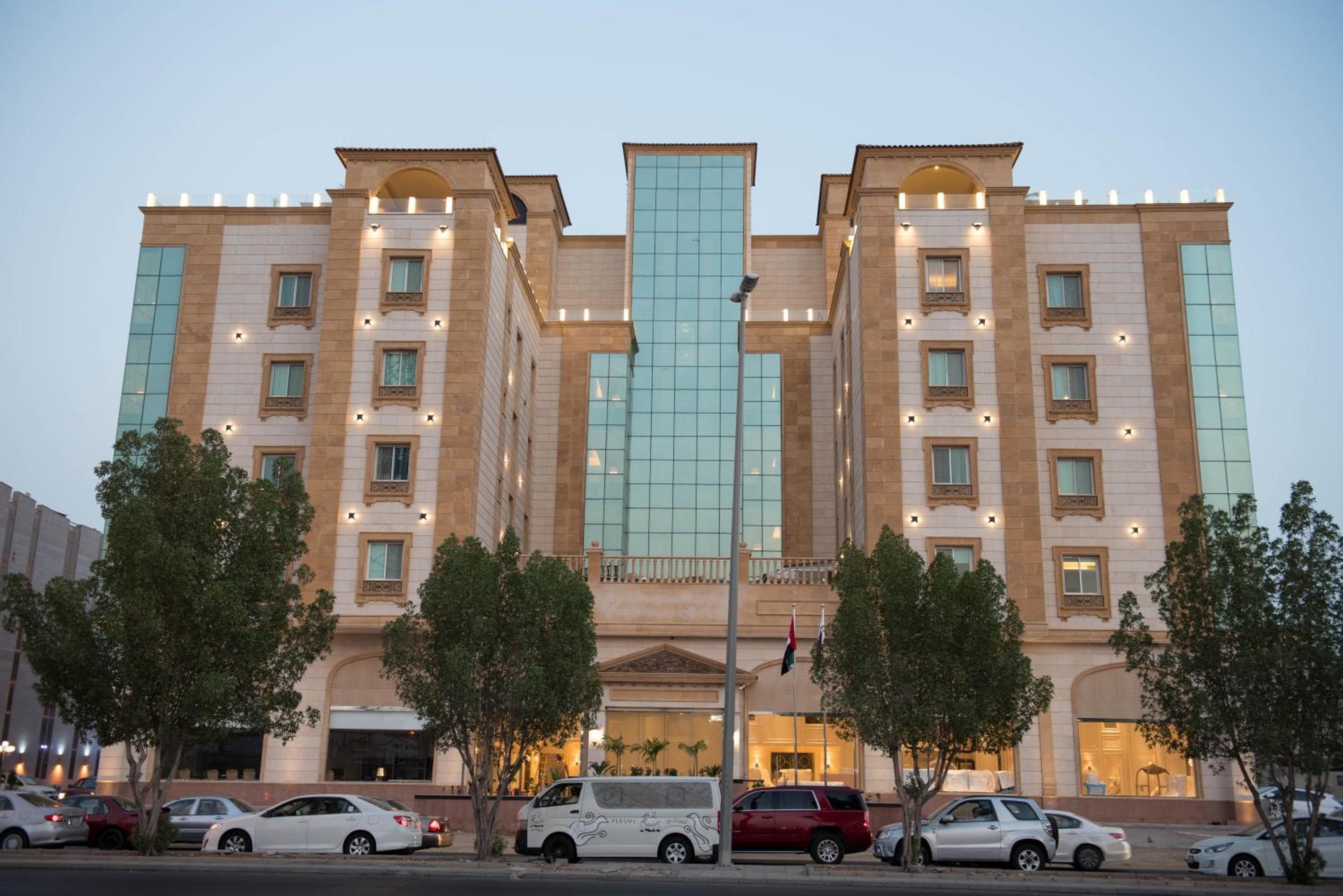 Verta Quraish Hotel