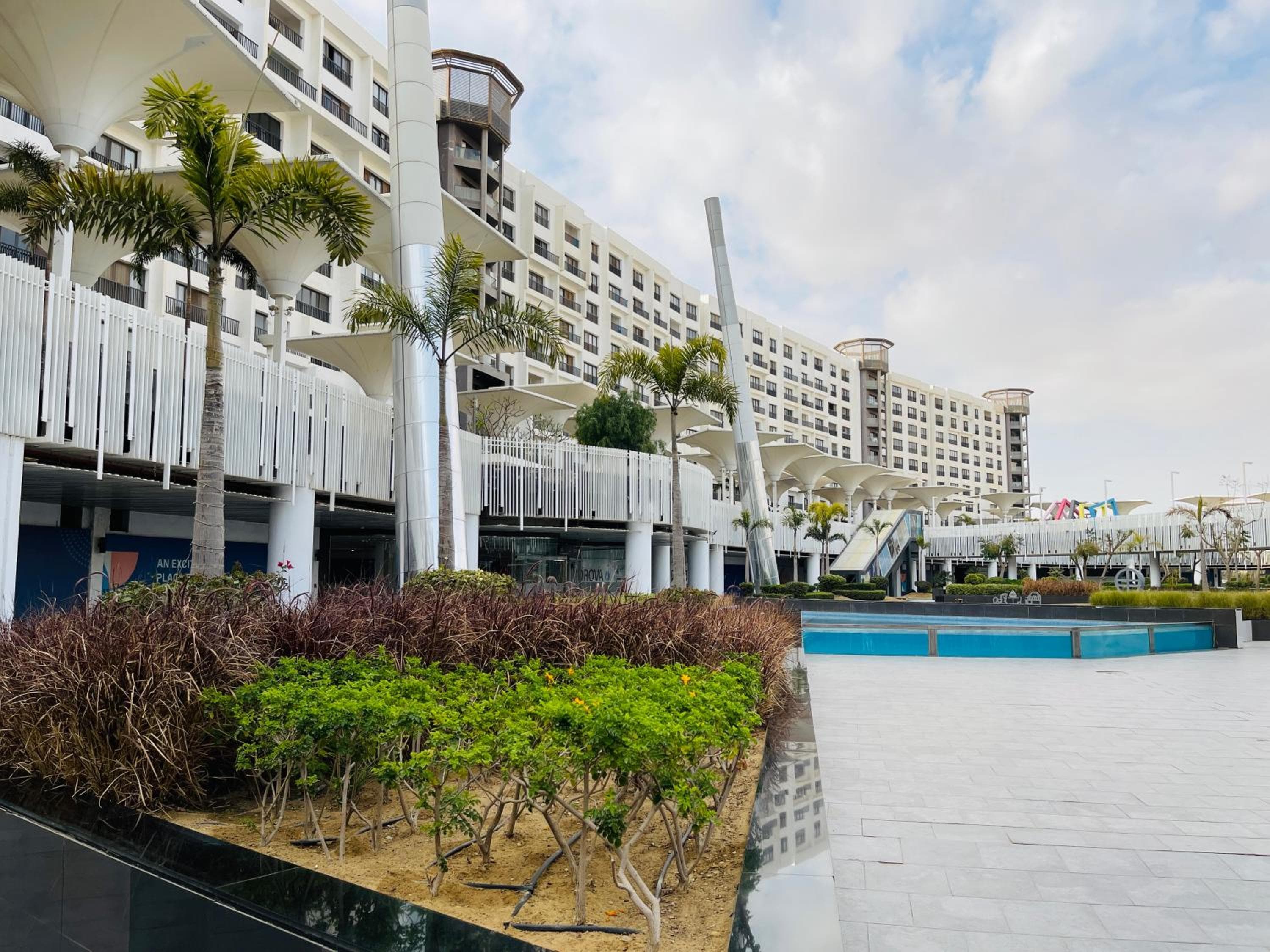 Modern 2BR Duplex in New Cairo Quiet Area, Balcony & Fast WiFi