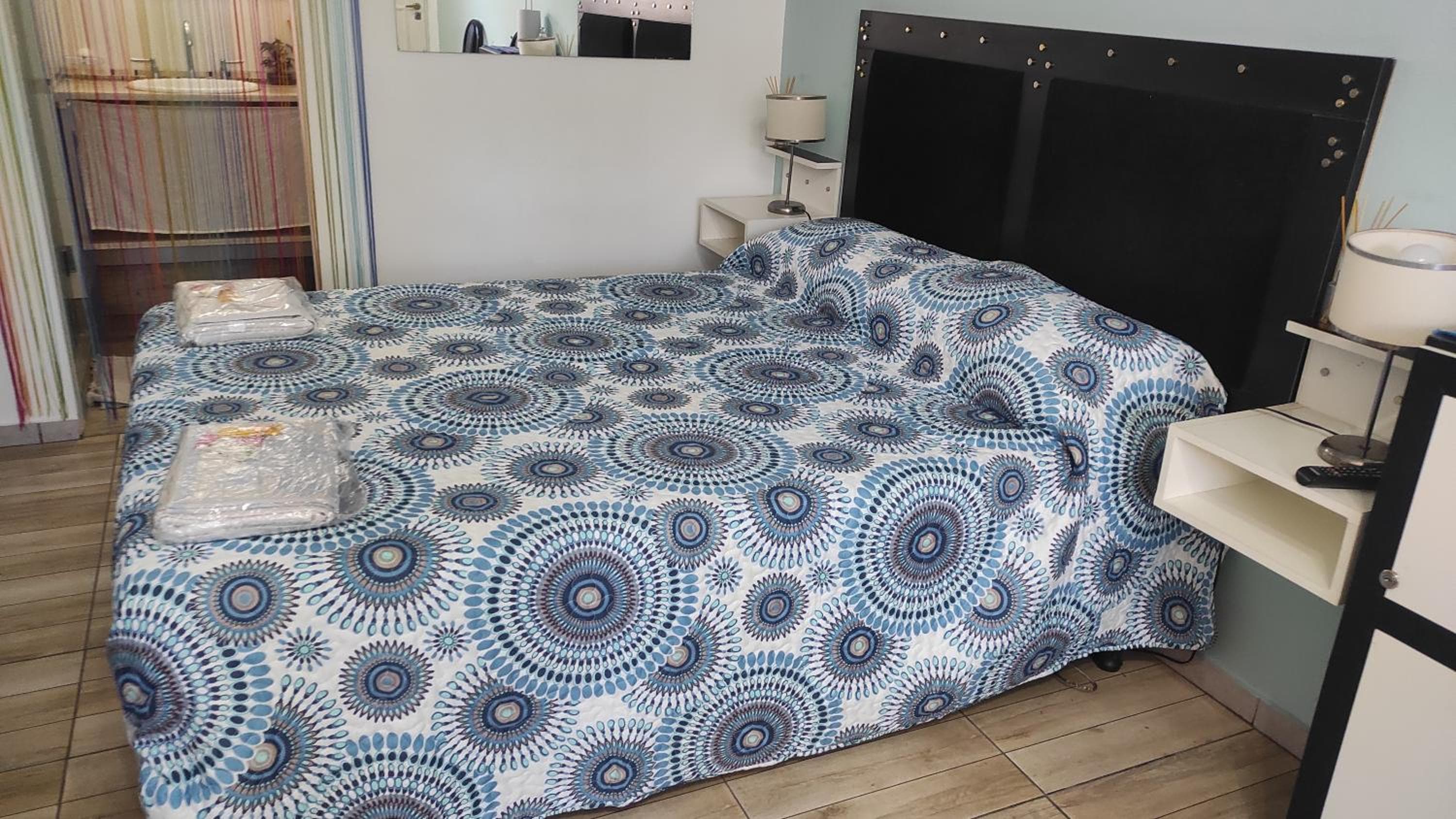 Ezeiza 3 departamento privado a 15 minutos del aeropuerto hasta 7 personas OPCIONAL TRANFER DESDE Y HACIA EL AEROPUERTO DE EZEIZA LAS 24 HORAS pet friendly