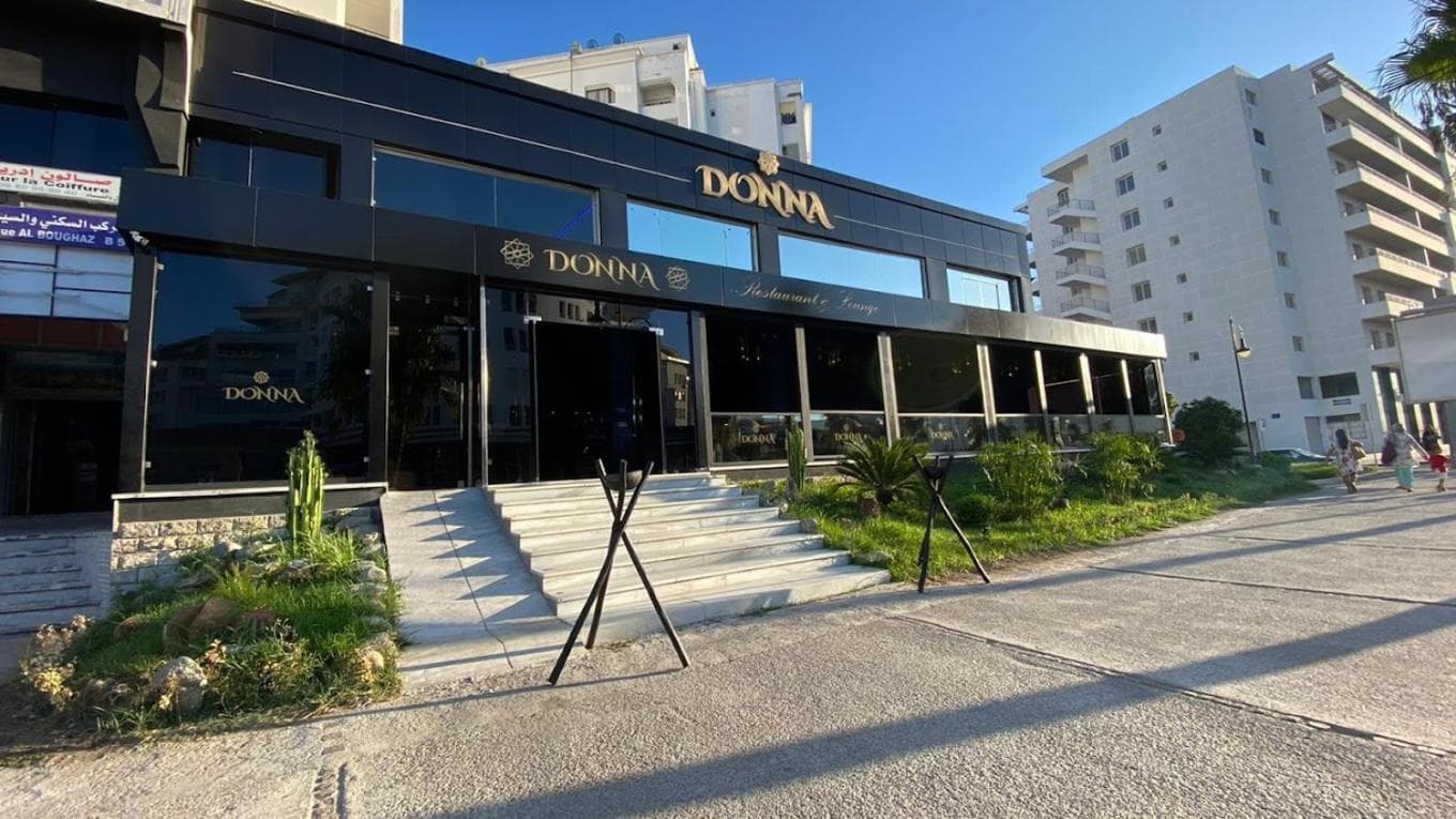 Duplex familial 3 chambres au cœur de la Corniche de Tanger