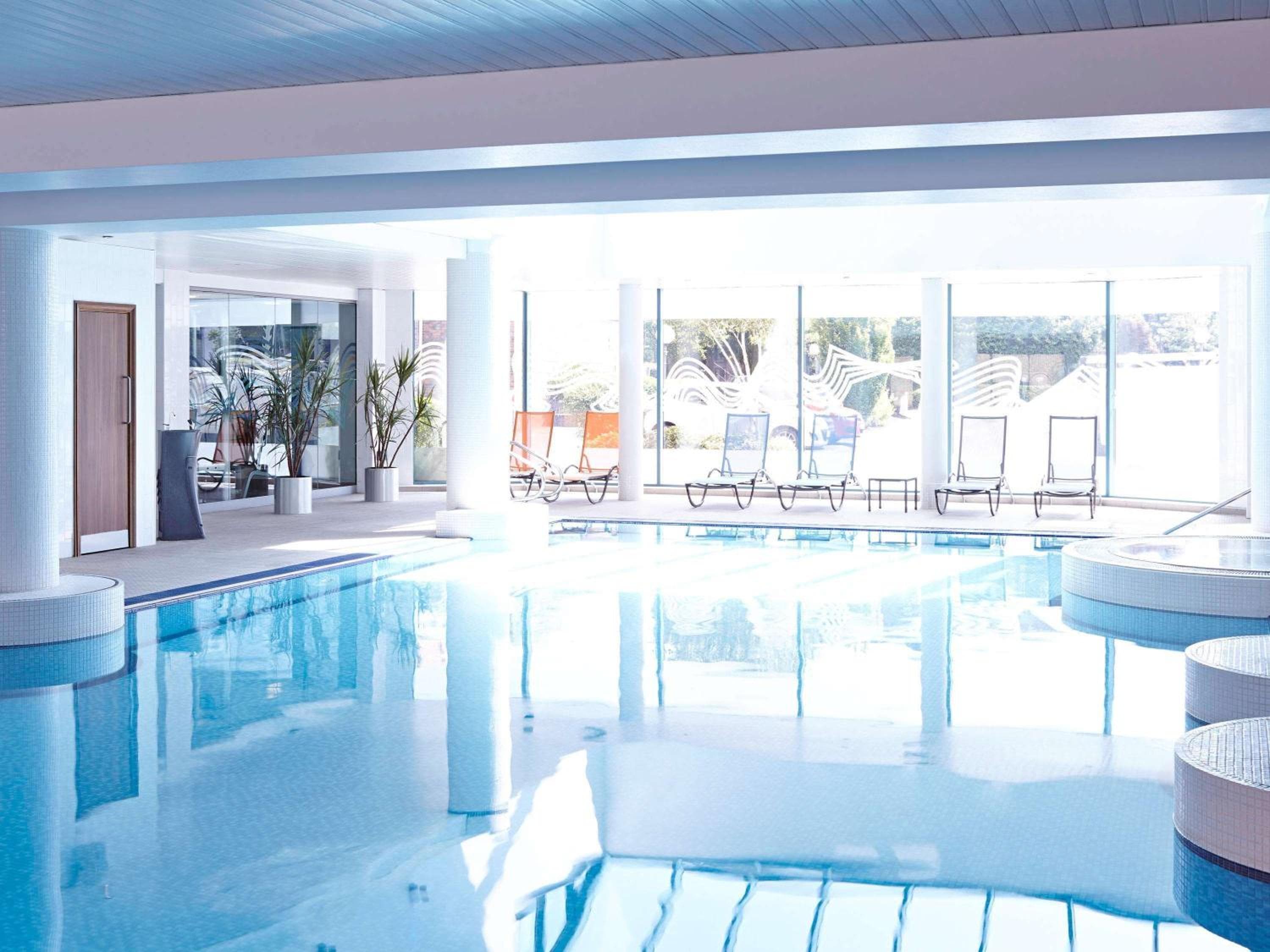 Novotel Cardiff Centre 3