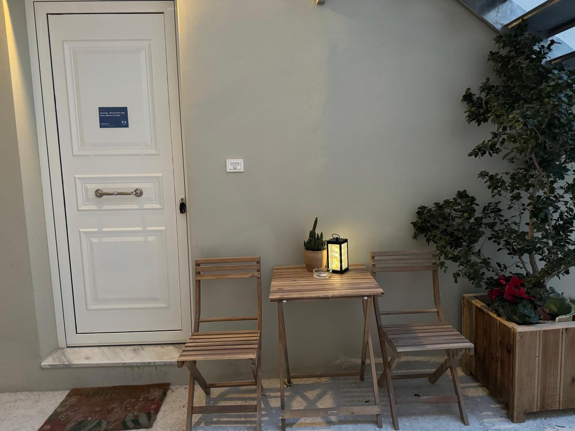 Serenity - Brand New Apt Near Athens Int Arpt