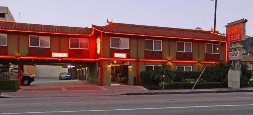 Royal Pagoda Motel Dodger Stadium 4