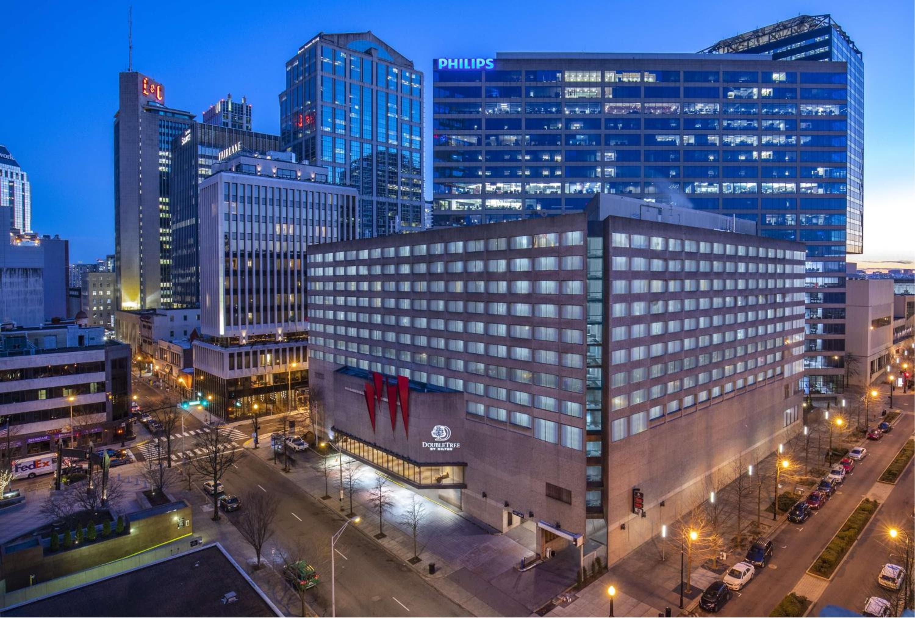DoubleTree by Hilton Hotel Nashville Downtown