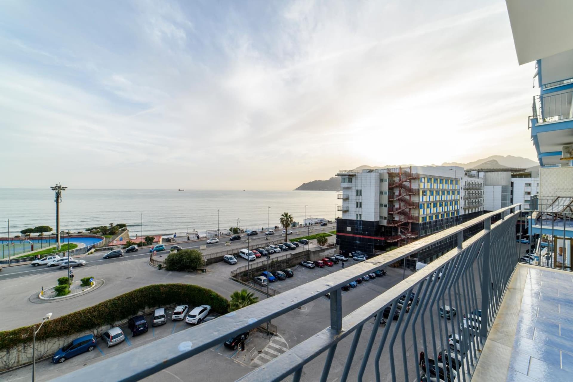 SALSEDINE APARTMENT