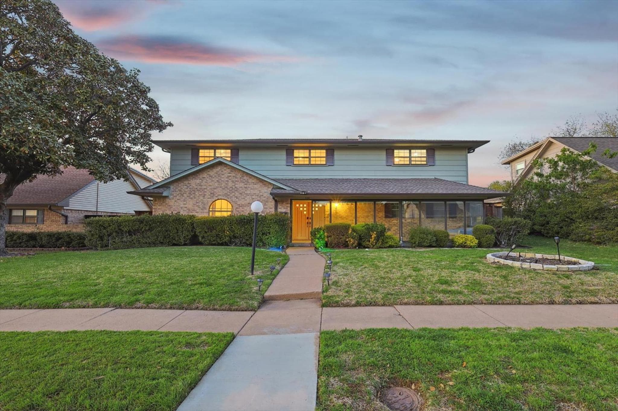 Spectacular 6BR 2,5BA Holiday Home with Pool