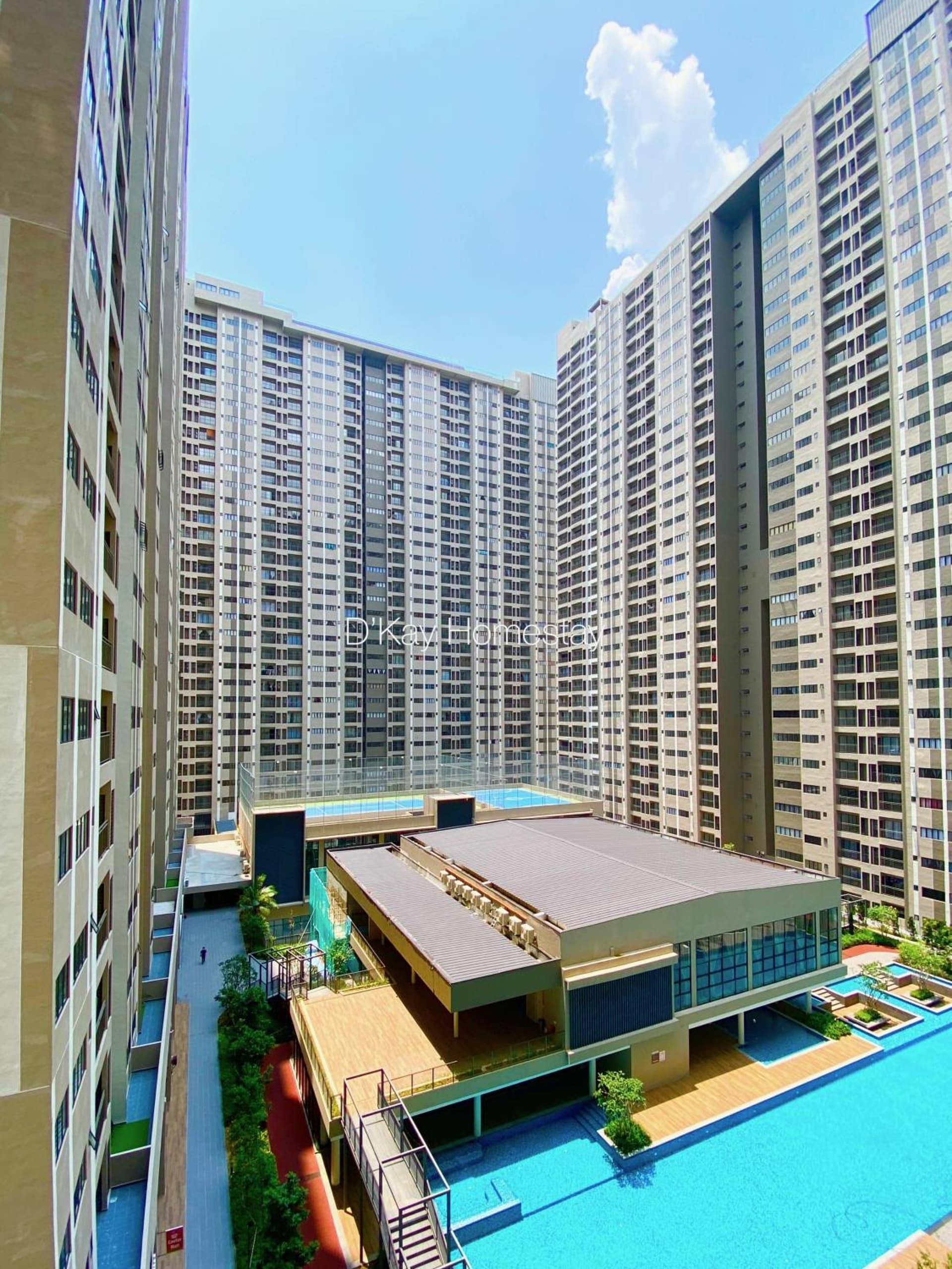 Youth City 2 Bedroom Suites with Rooftop Pool Nilai by D'KAY HOMES, near USIM KLIA