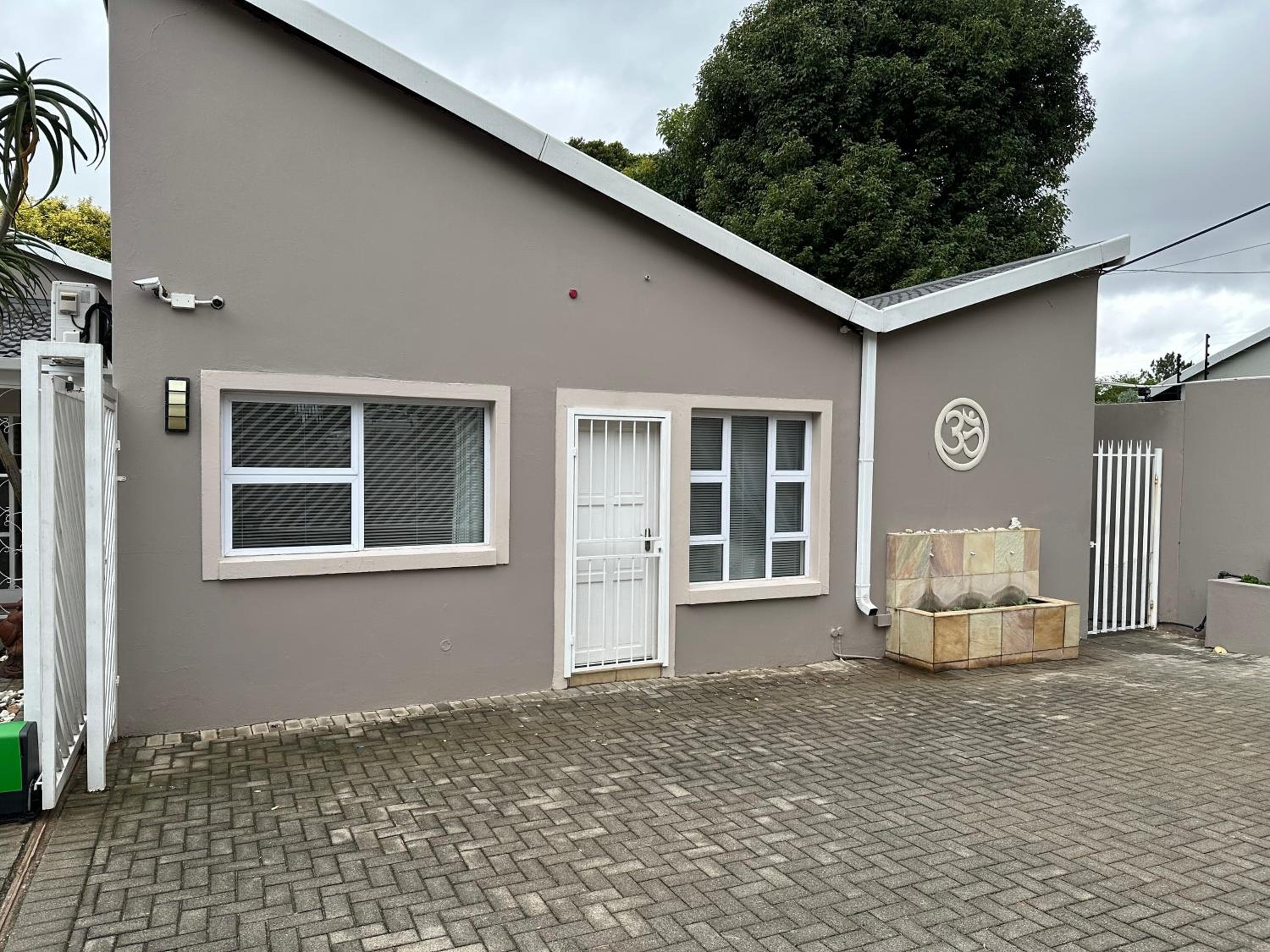 Morningside Residence - spacious 2 BD, Garden views, Private Gym